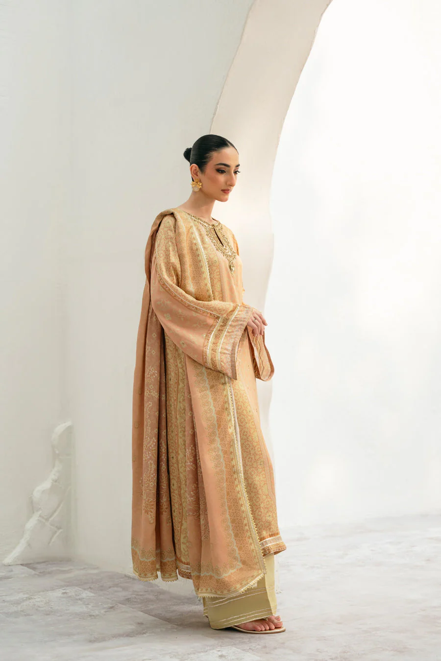 Agha Noor Mahdis Formal Silk Pret 2026 - Image 2