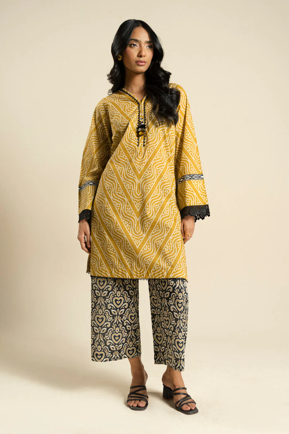 Al Karam Br49 2p26 Ochre Summer Basic 2026