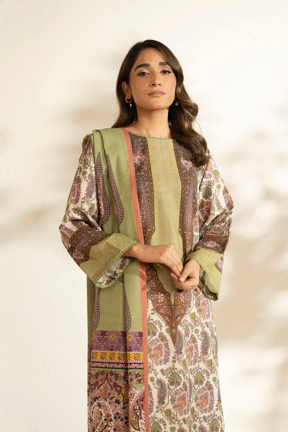 Alkaram FW-96.1-25-1-Beige Winter Collection 2025 - Image 2