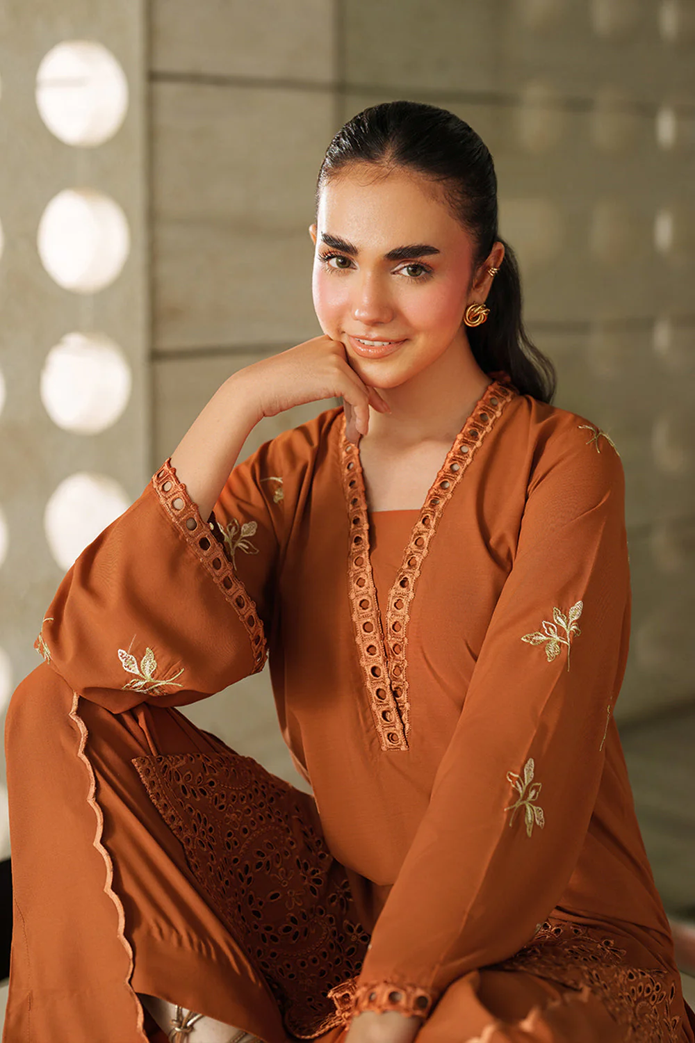 Azure Clay Crush Chic Essentials 2025 - Image 2