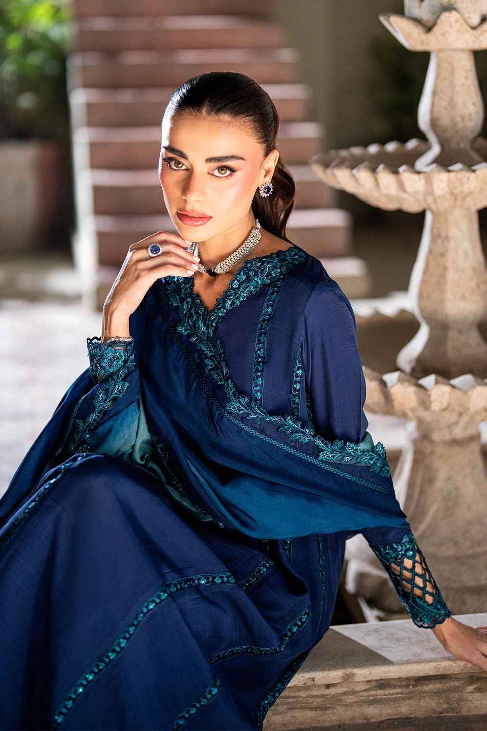 Azure Galactic Glam Vogue Pret 2026 - Image 2