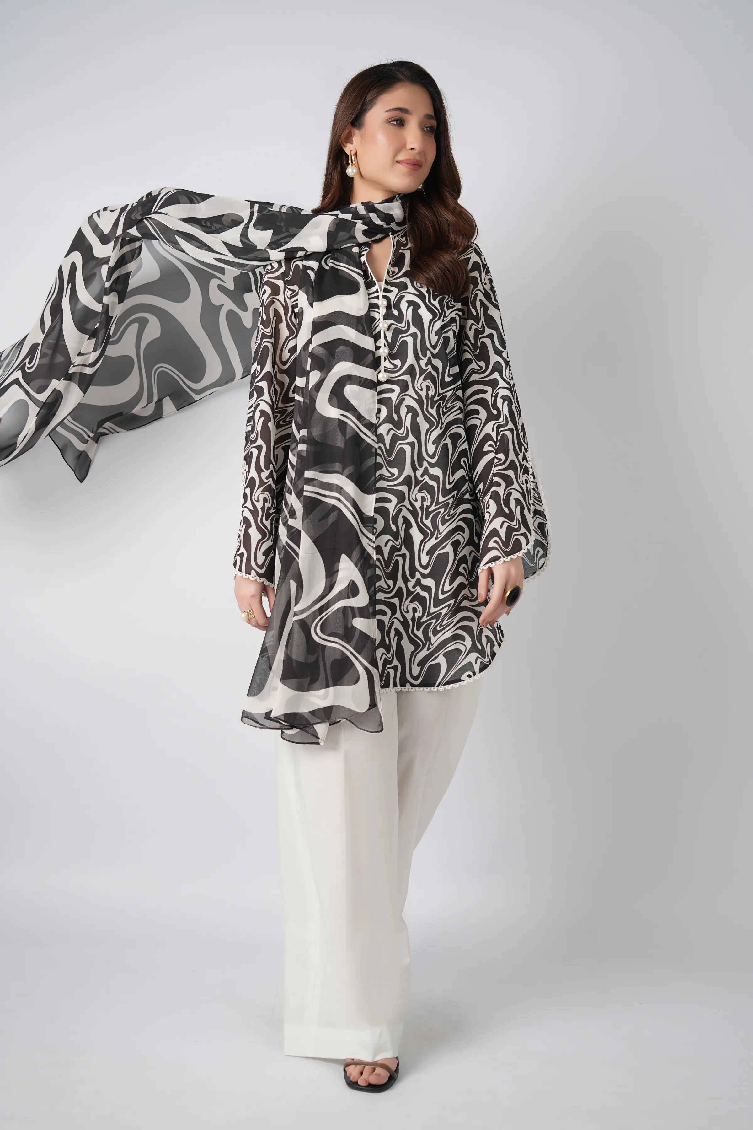Bareeze PR2187 Black Summer 31 2026