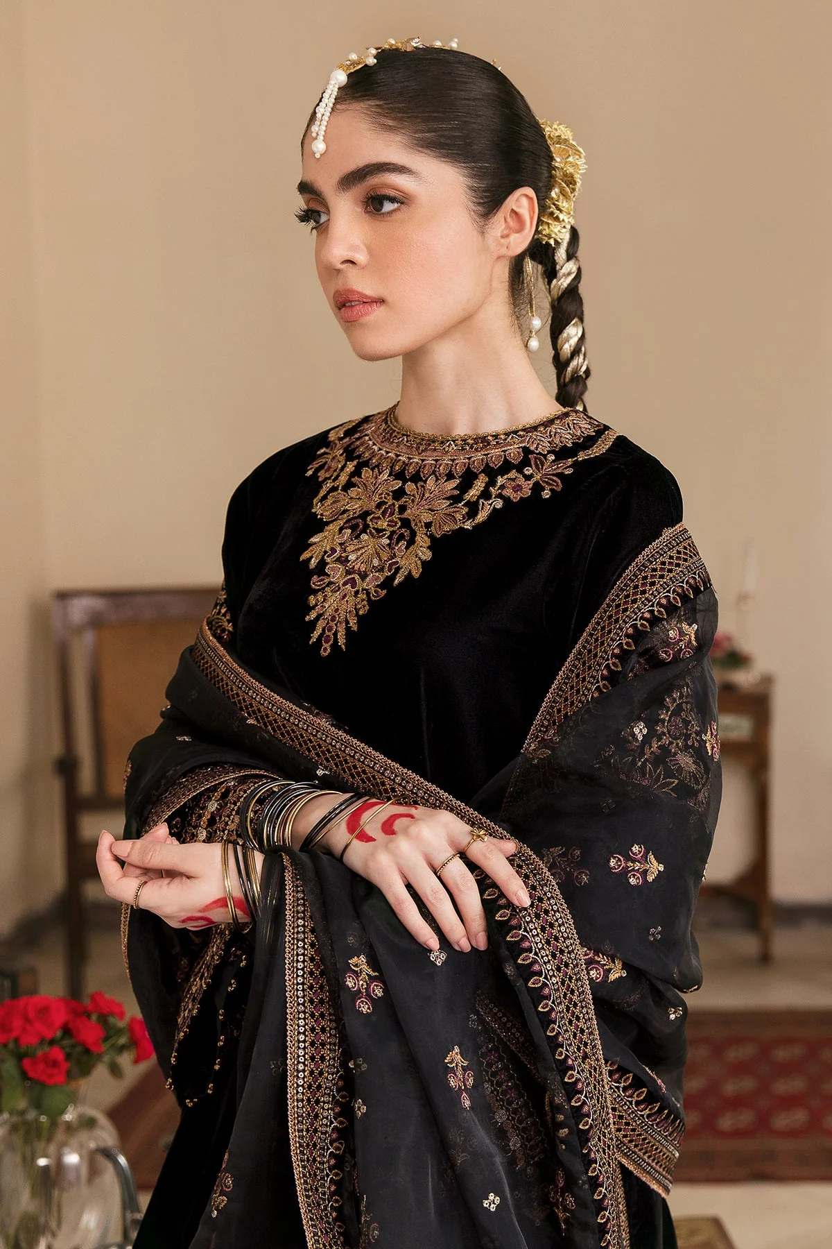 Baroque UF-253 Velvet Collection 2025 - Image 2