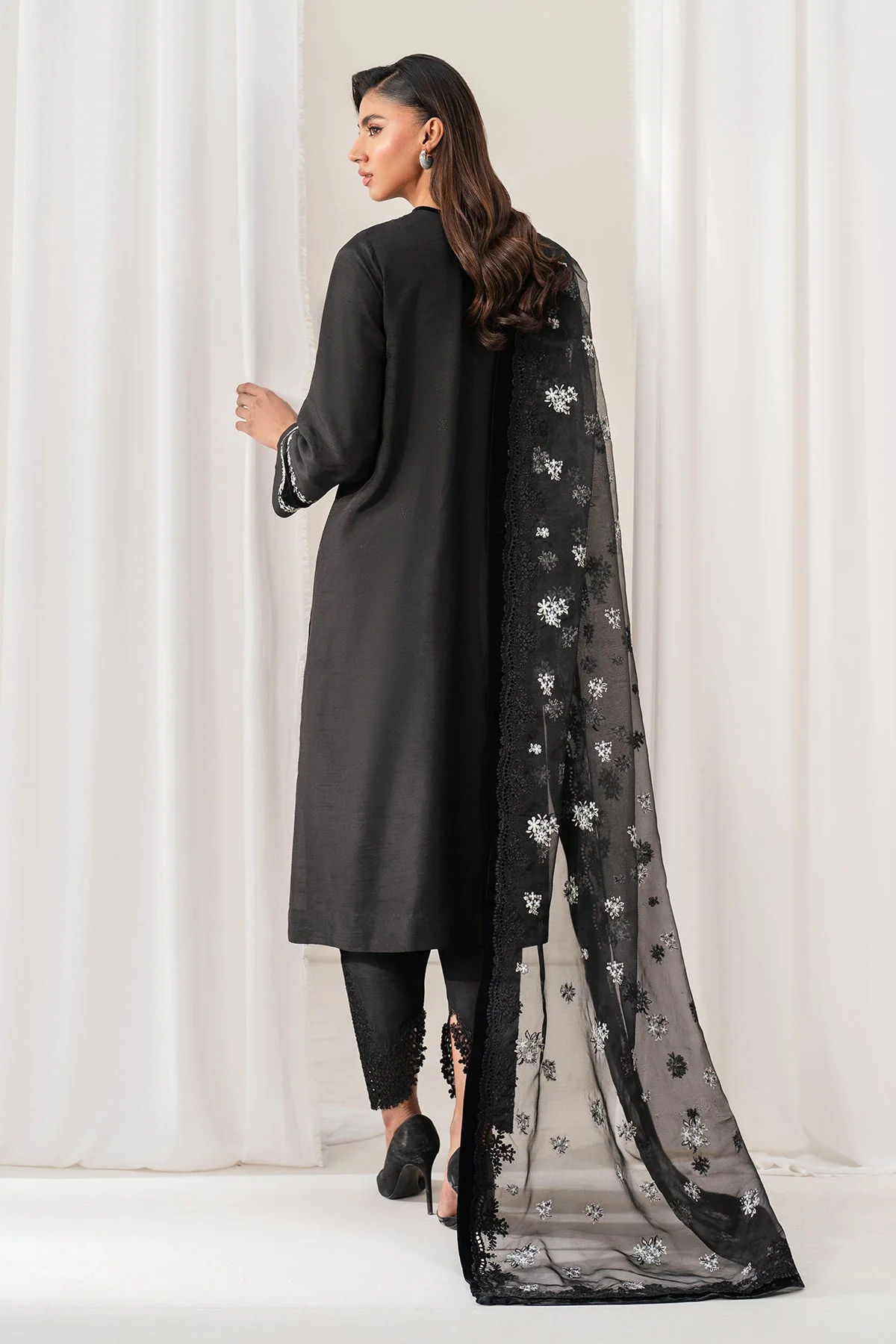 Baroque UF-4137 Formals 2026 - Image 2