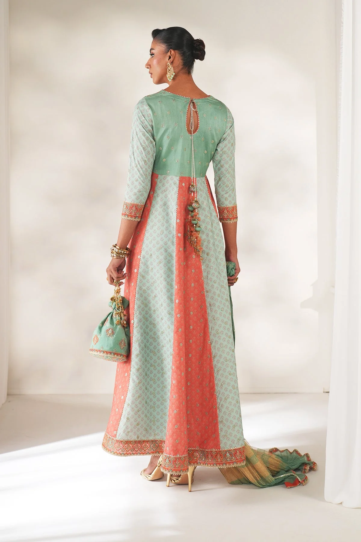 Baroque UF-4141 Formals 2026 - Image 2