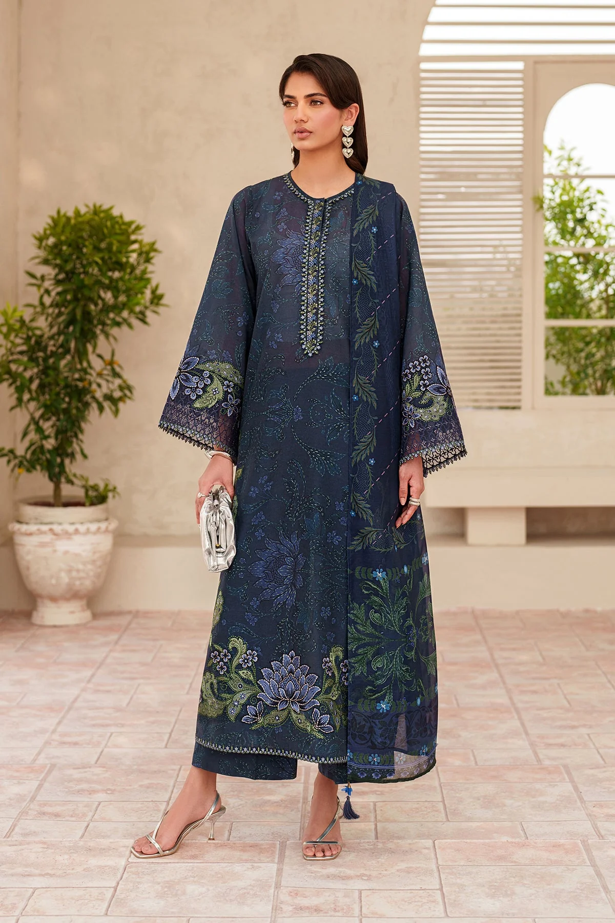 Baroque UF-4404 Summer Lawn Collection 2026