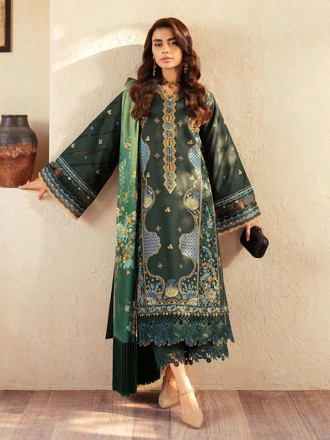 Binilyas 94 - A Mehroze Luxury Lawn 2025