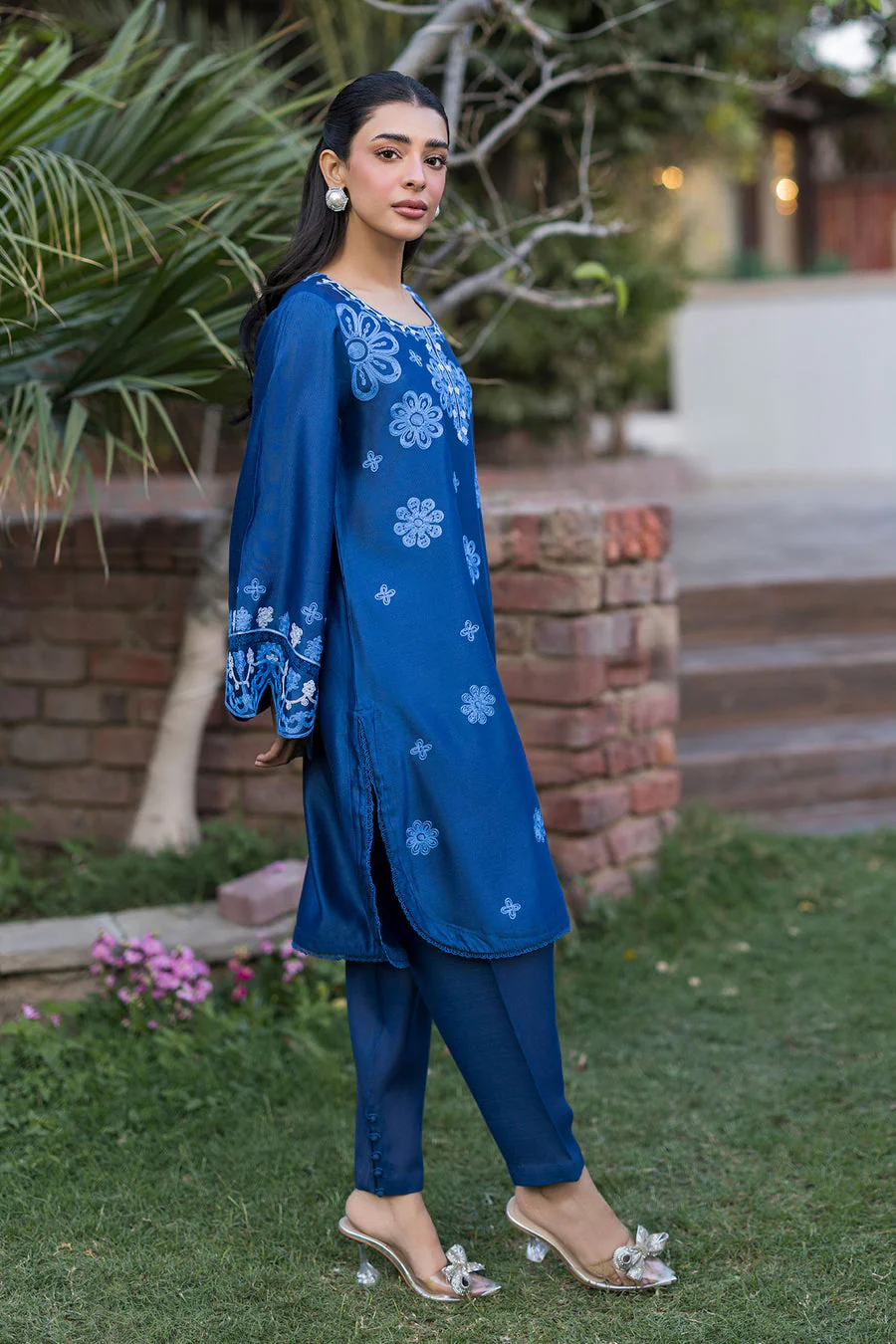 Dhanak SS25DA-2776   BLUE Signature Eid Pret 2026 - Image 2