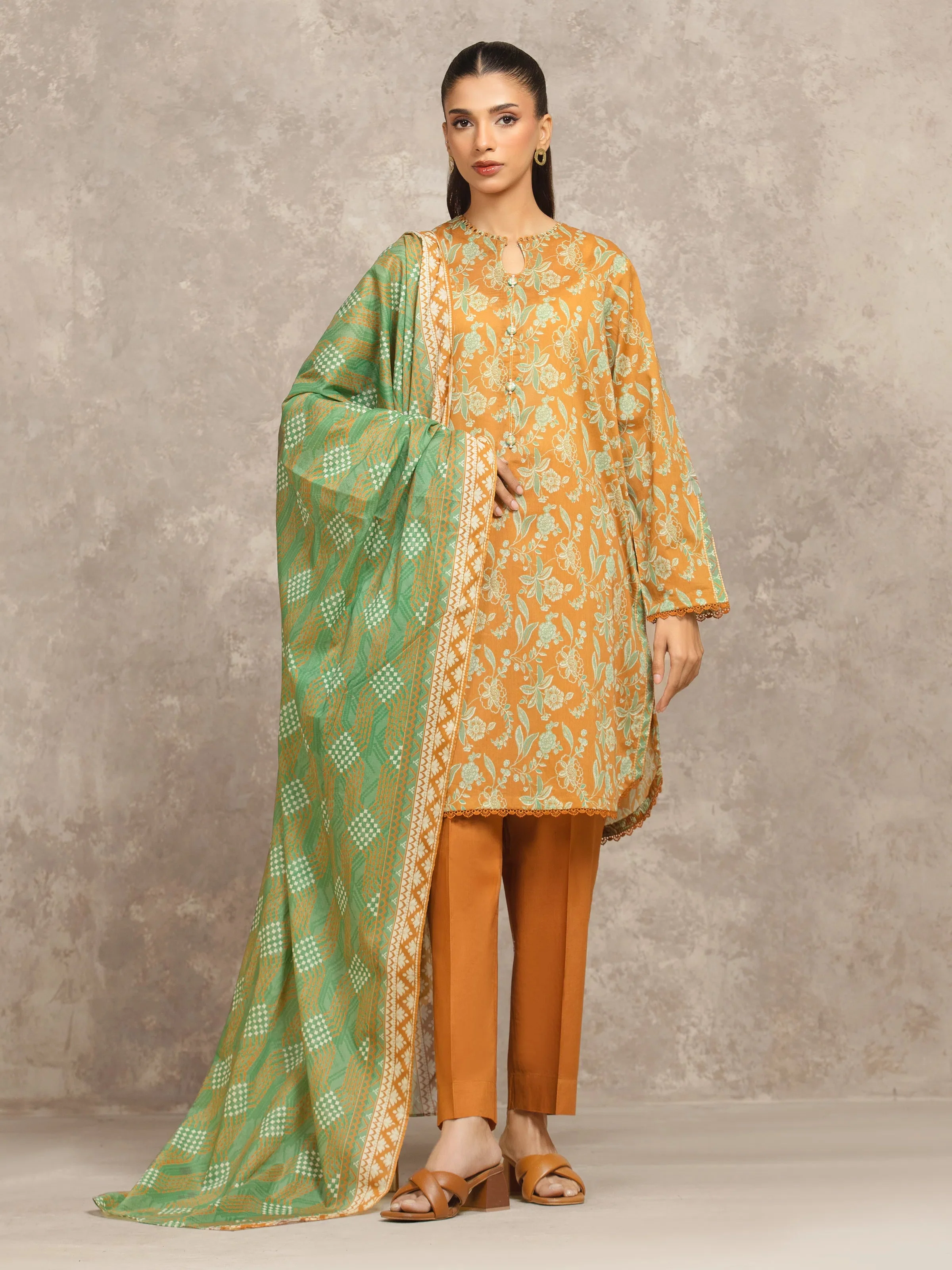 Edenrobe  EWU5A3-36050-3P Winter Collection 2025