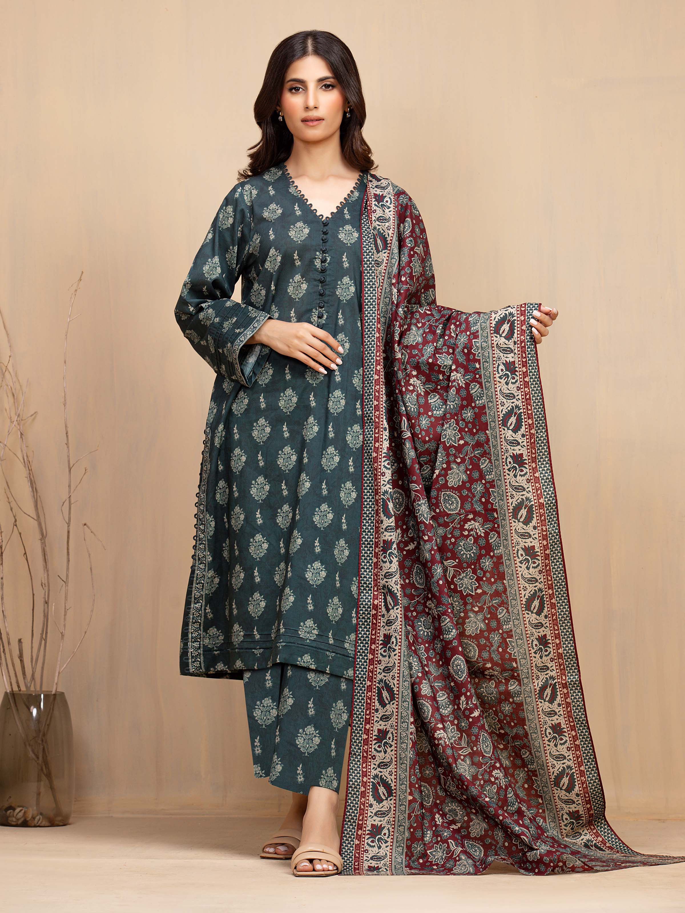Edenrobe EWU5A3-36120-3P Winter Collection 0