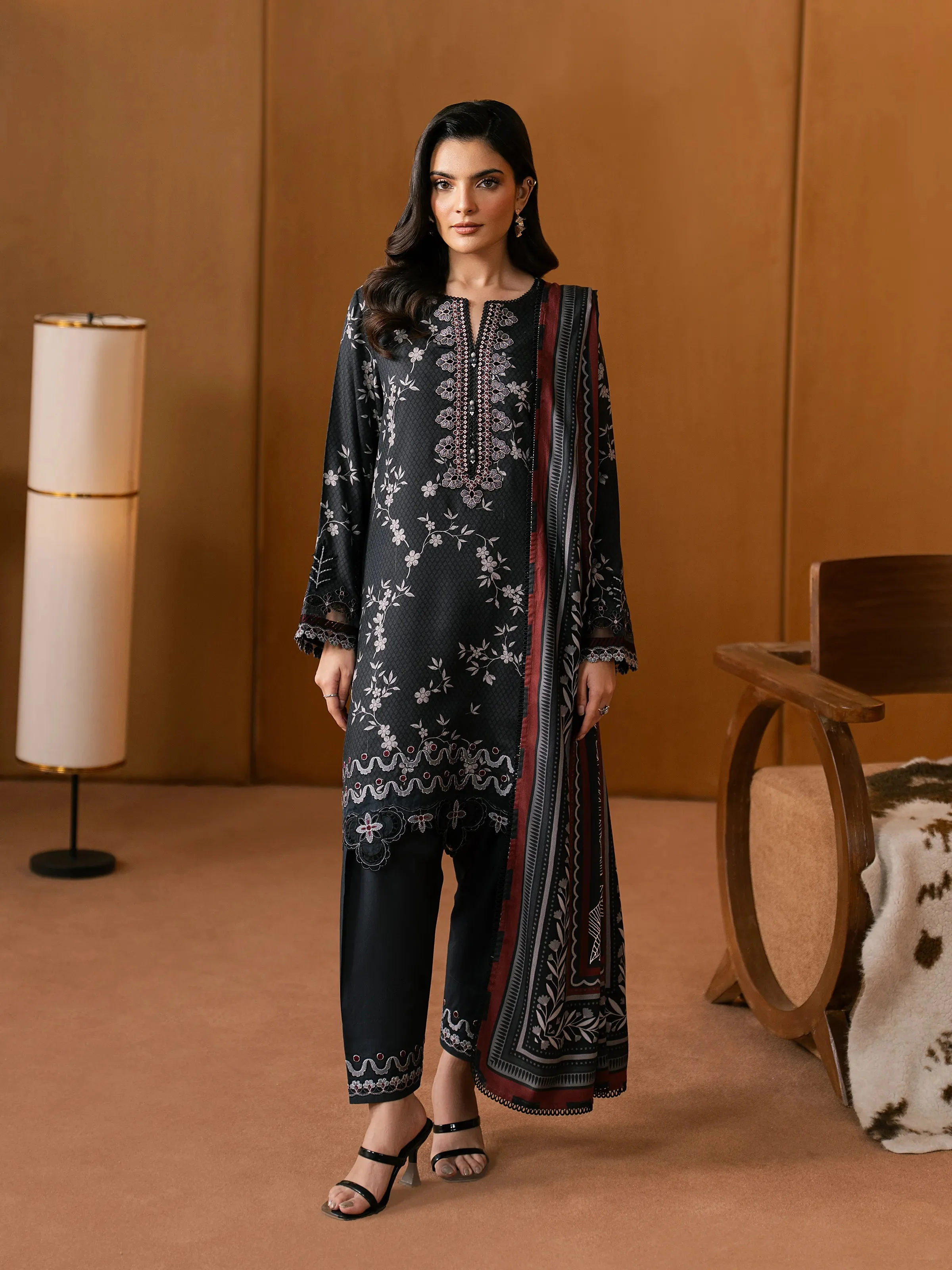 Edenrobe EWU5V20-32085-3P Winter Collection 2025