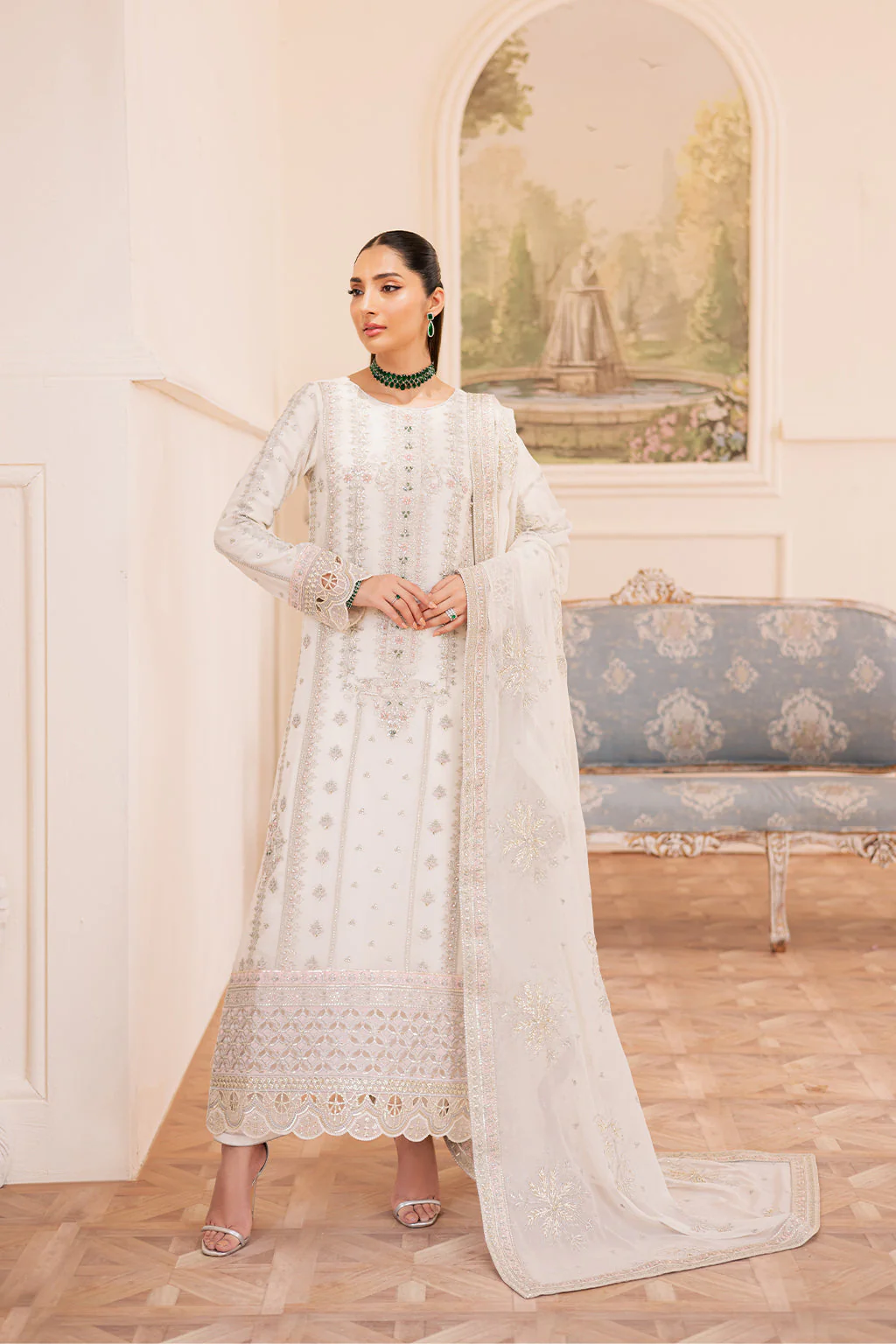 Emaan Adeel Ezelle Suave Luxury Formals 2025