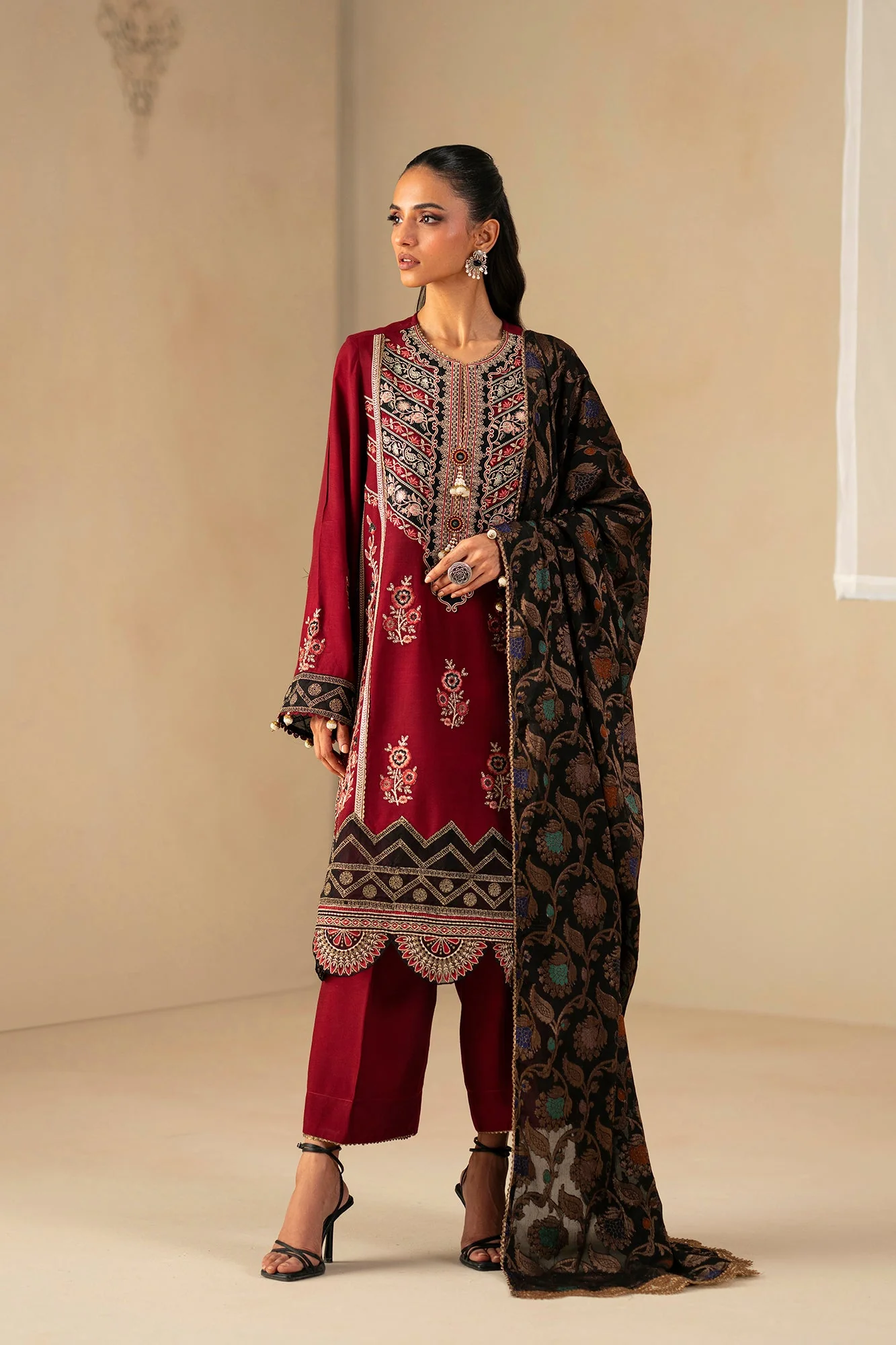 Ethnic E0793-203-305 Rozana Winter Collection 2025 - Image 2