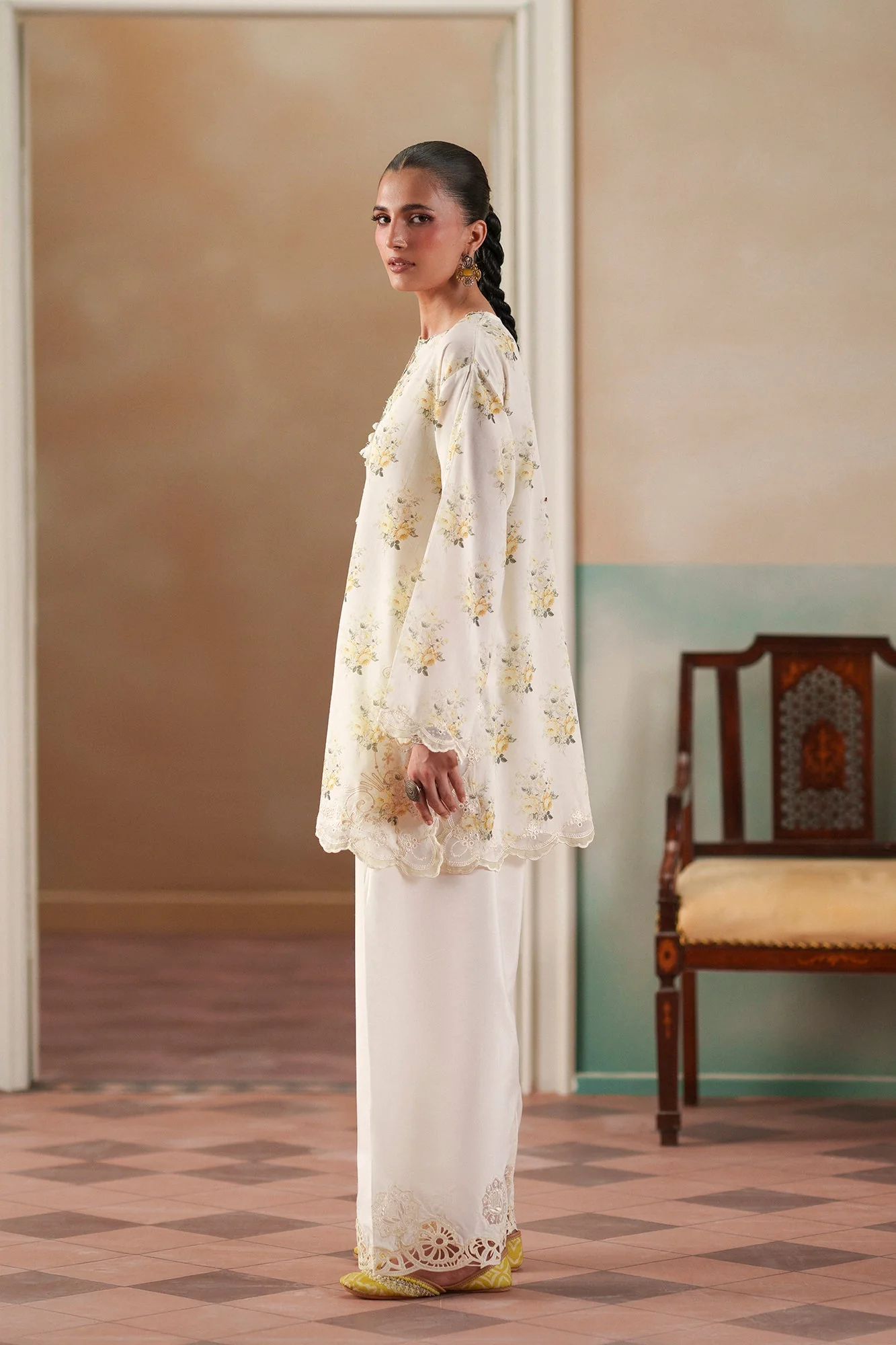 Ethnic E4464-103-005 Women Rozana HS Drop-02 2026 - Image 2