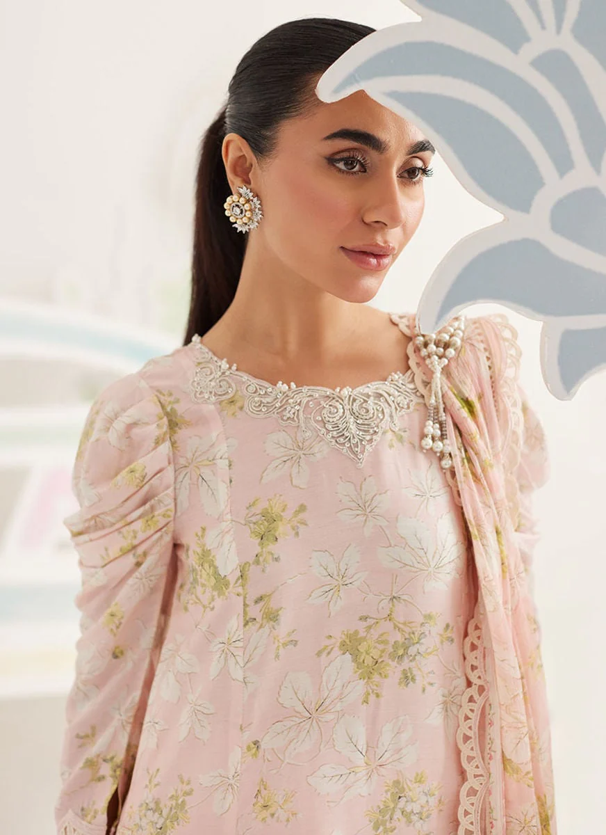 Farah Talib Aziz Viona Frou Frou Ramadan Eid Edit 2026 - Image 2