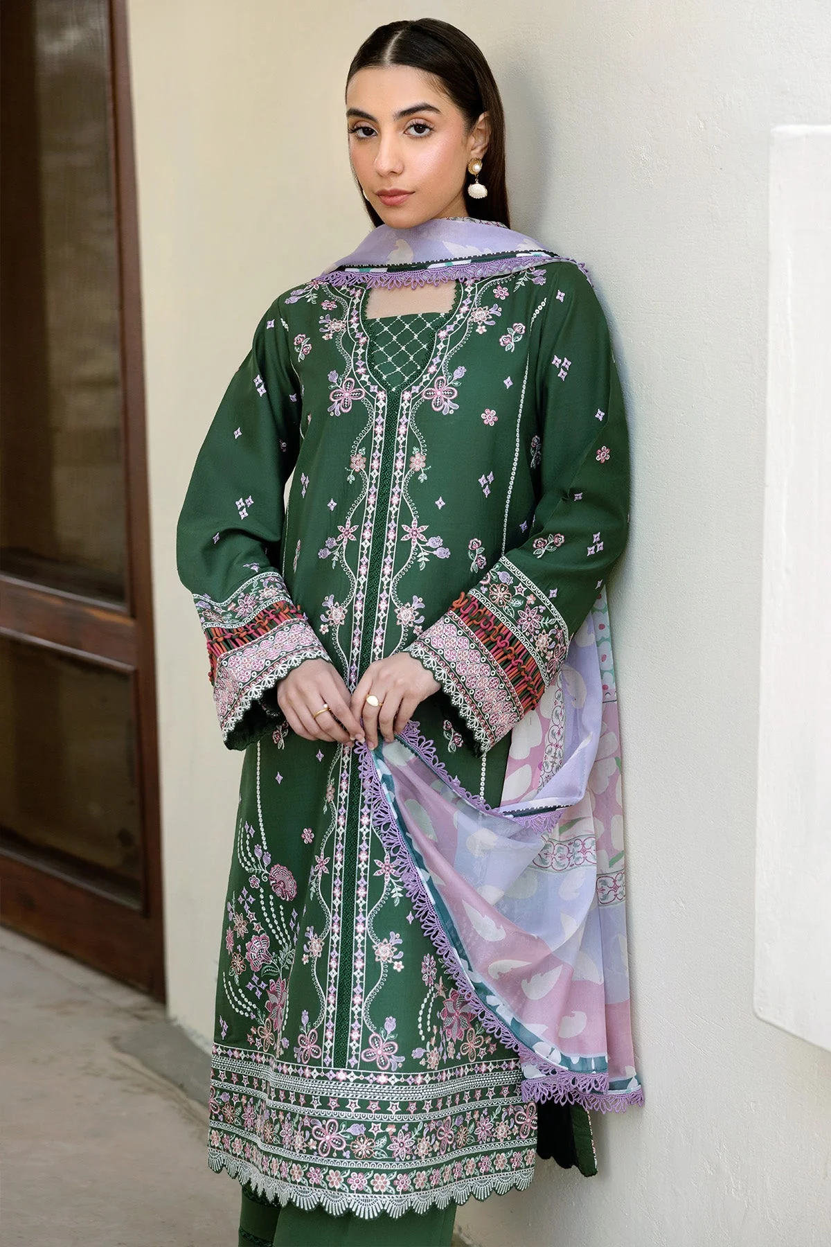 Farasha Online Emerald Eclips Summer Weaves Embroidered lawn 2025 - Image 2