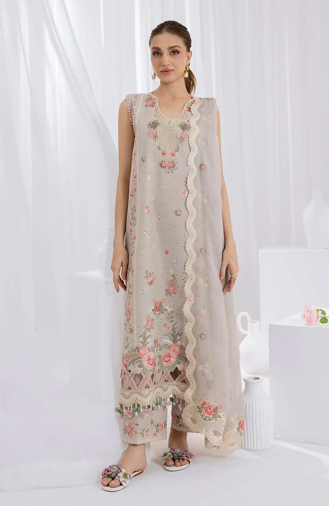 Fiona Bianca Solace Luxury Lawn 2025