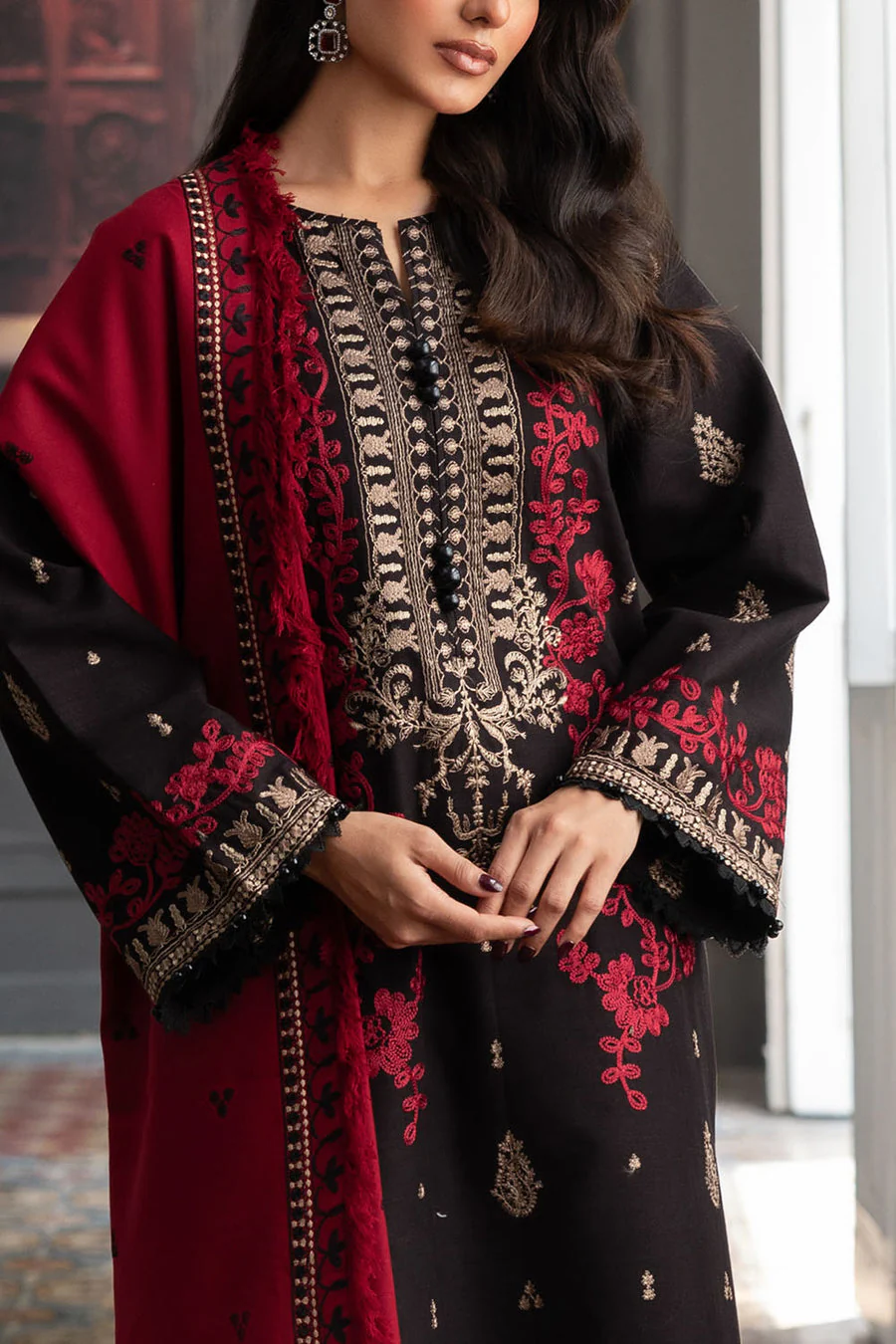 Gul Ahmed AP-52013 Heer Winter 2025 - Image 2