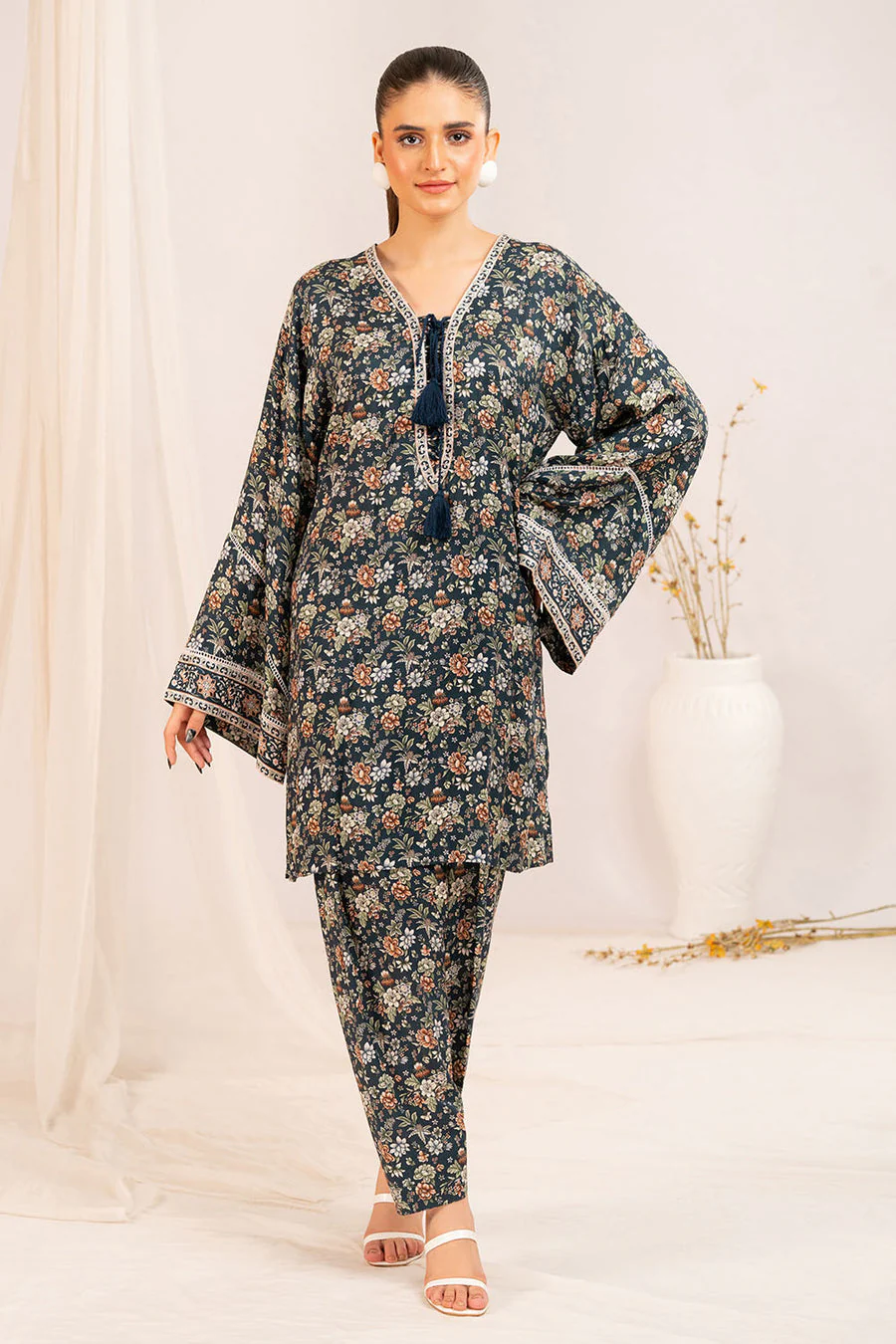 Gul Ahmed SV-52005 Winter Special Price Single 2025