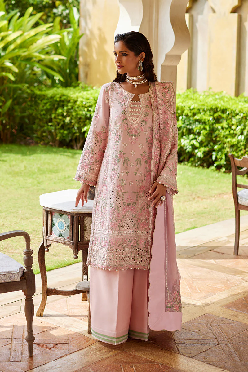 Gulaal Magnolia Luxury Lawn 2025