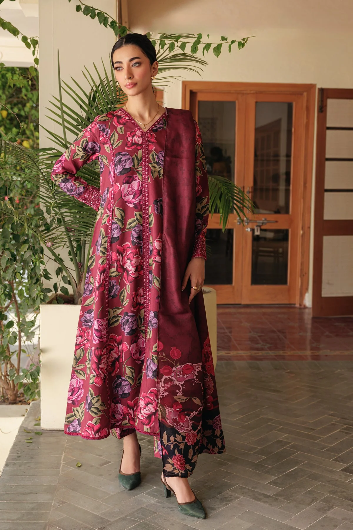 Iznik Dahlina Autumn Refresh 2025