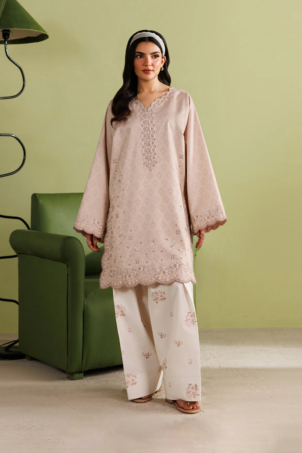 Iznik IP-353 Summer Pret 2026