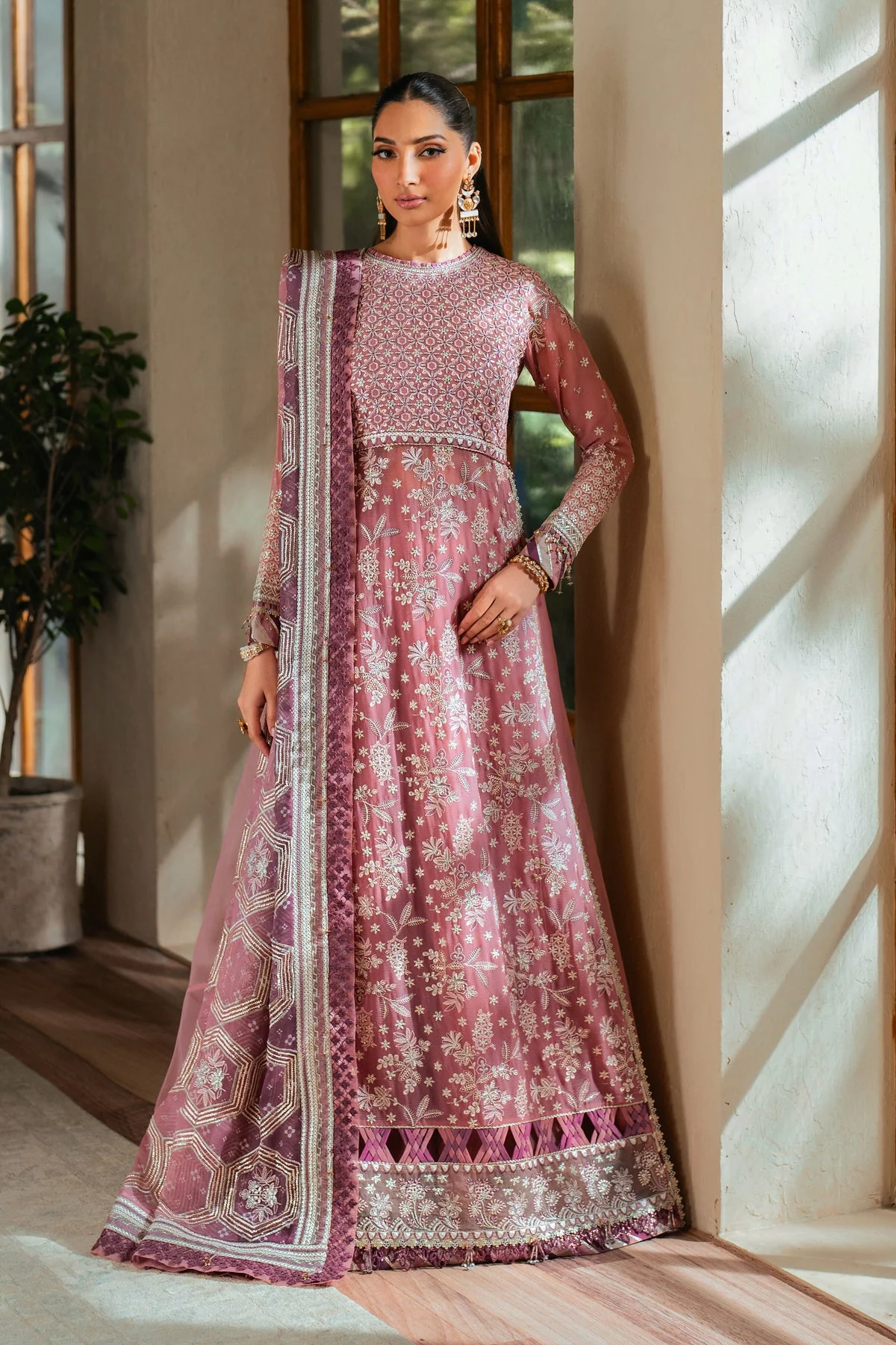 Iznik Lumina Niran Formals 2025 - Image 2