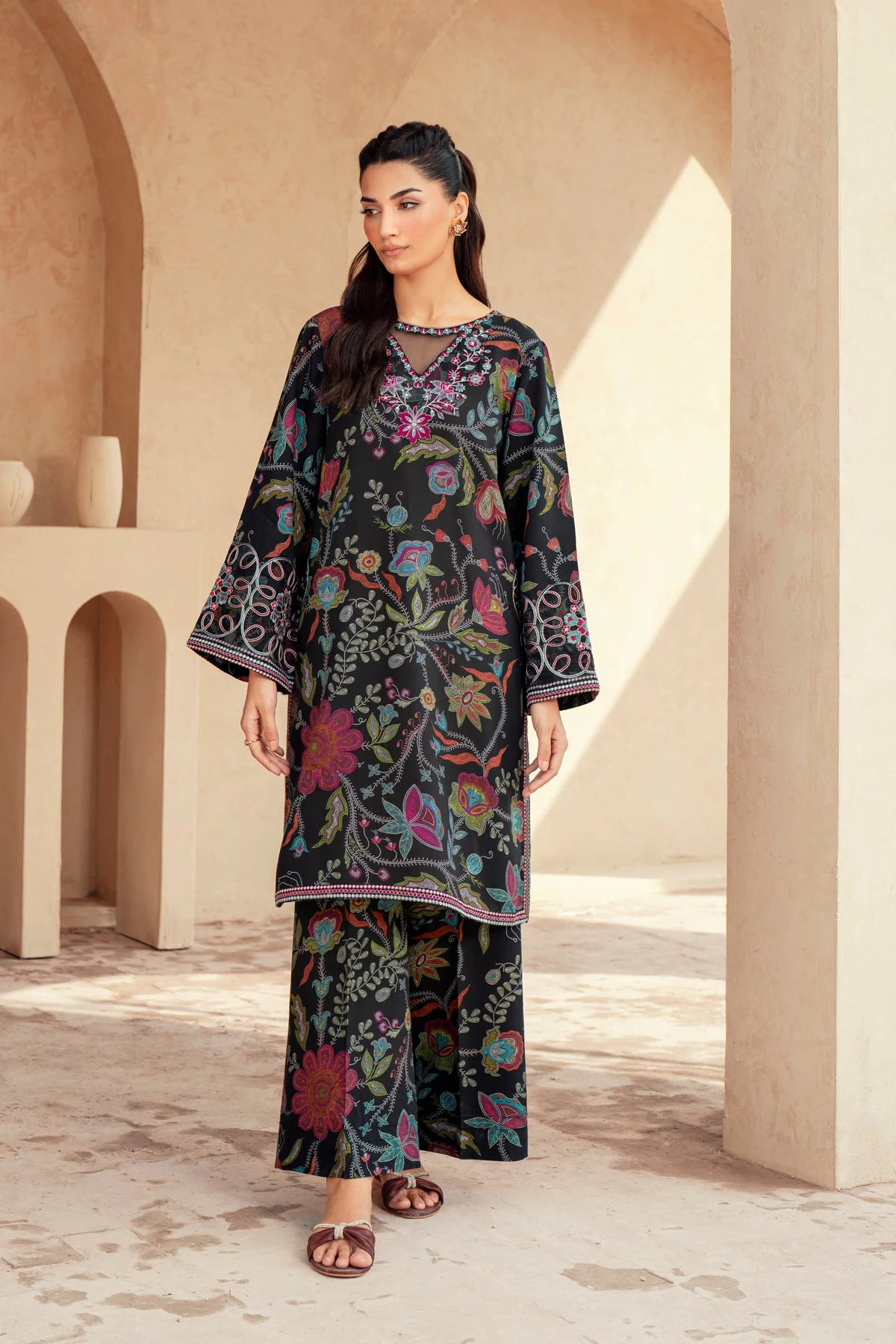 Iznik Roya Autumn Refresh 2025 - Image 2