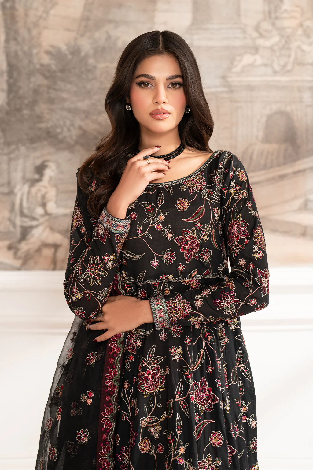 Iznik UE-204 Lawn 2025 - Image 2