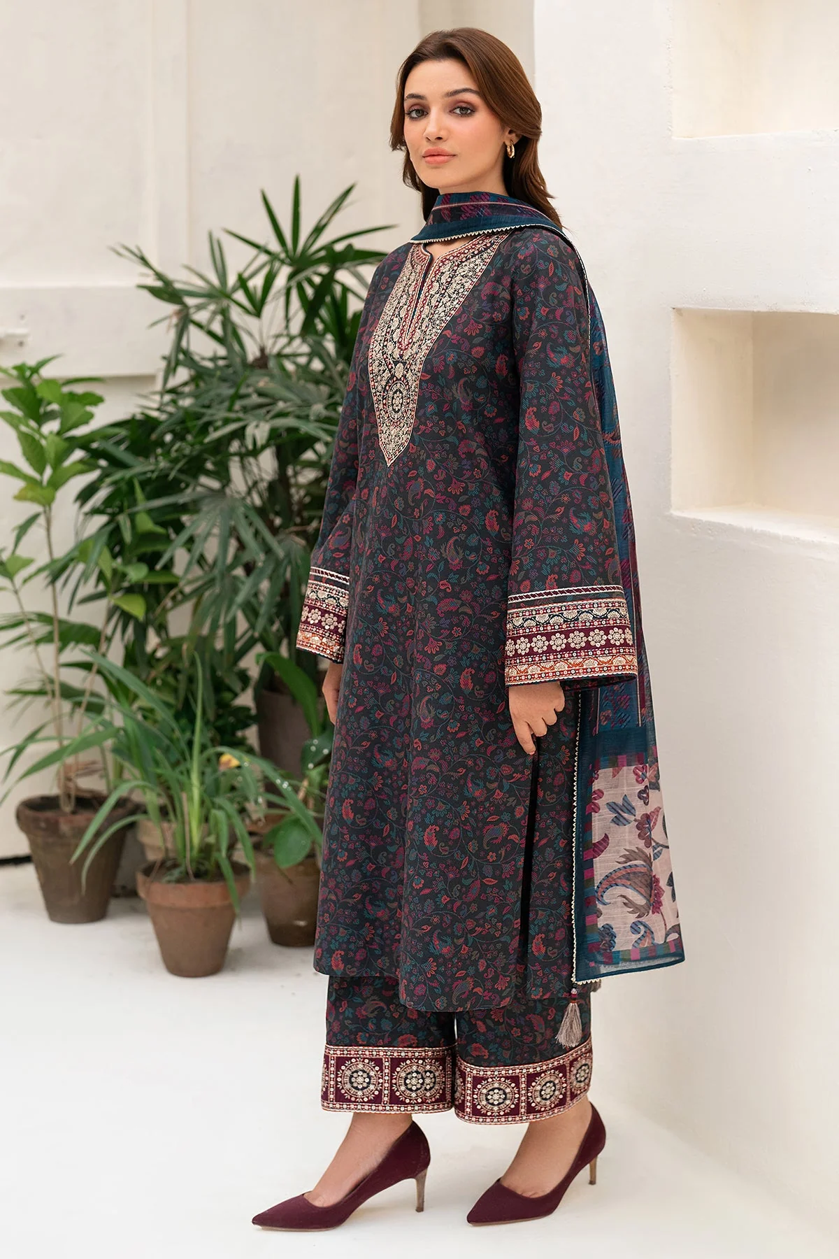 Jazmin UW-0098 Winter Collection 2025 - Image 2
