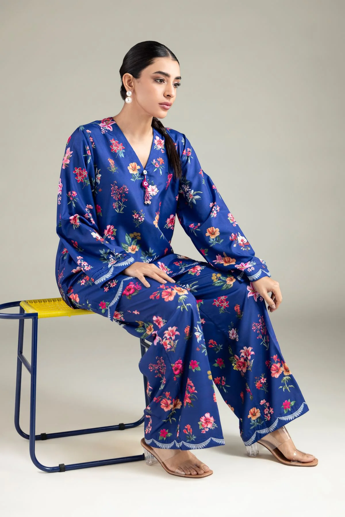Khaadi 1-26-105-A-A-VG_MULTI Basics In Between 2026 - Image 2