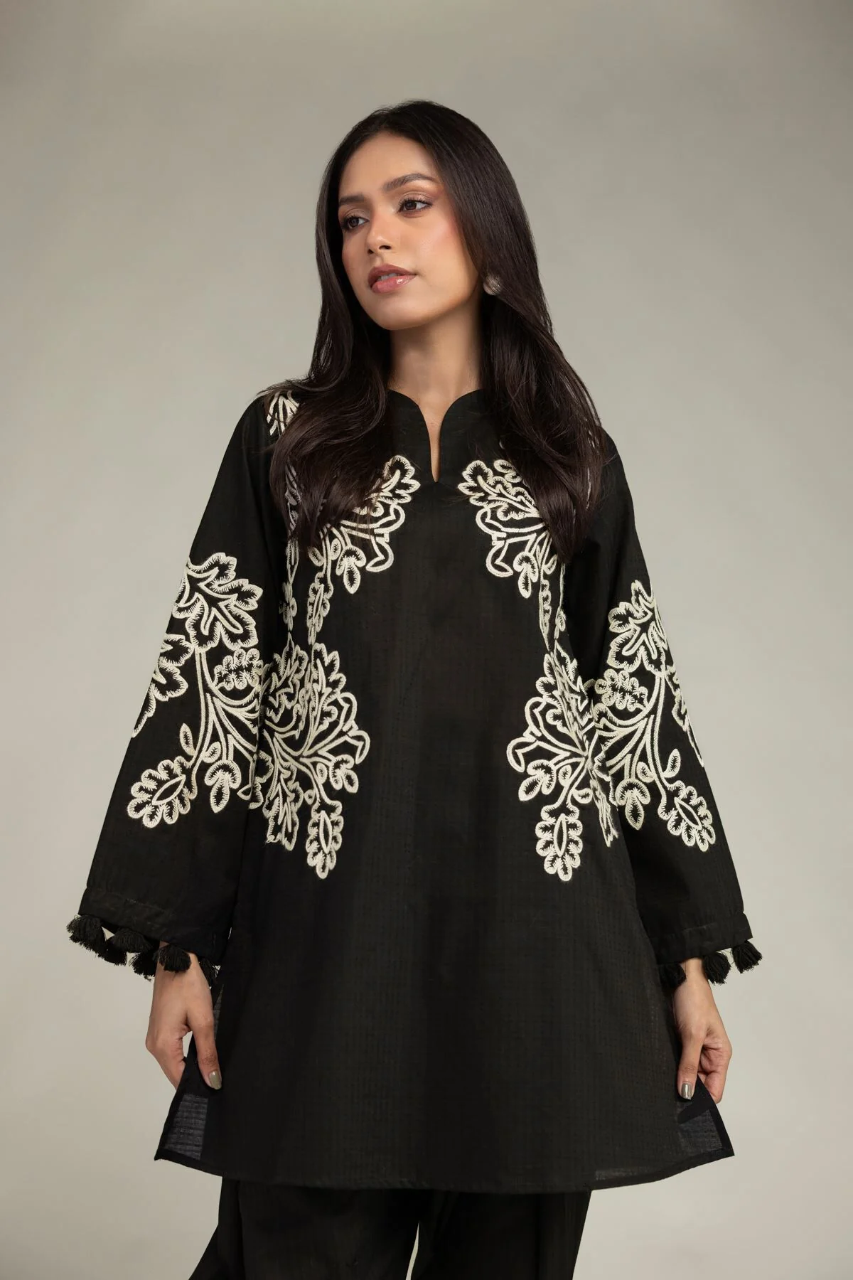 Khaadi 1-26-245-A-D2-VG_MULTI Monochrome Edit 2026
