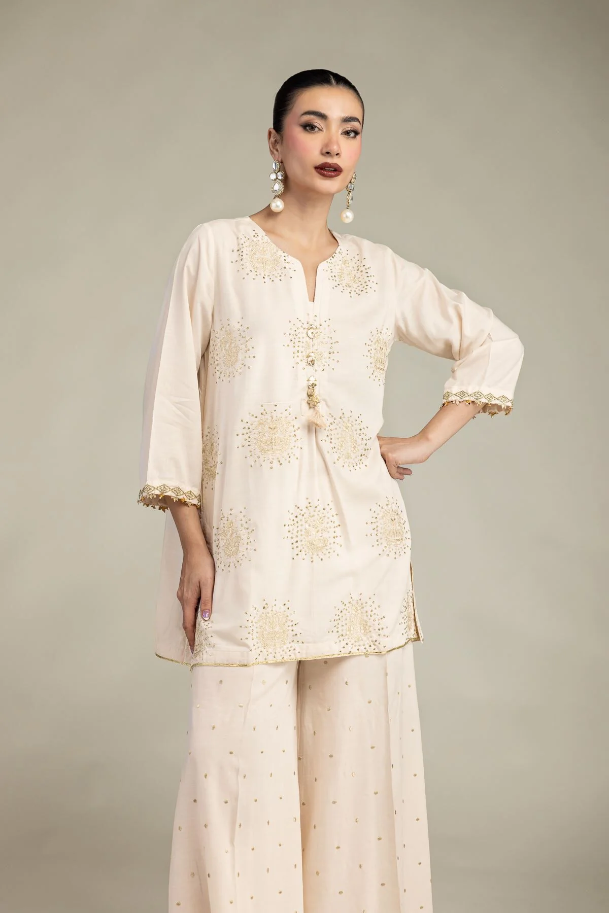 Khaadi 2-26-207-A-A1-VG_MULTI Monochrome Edit 2026 - Image 2
