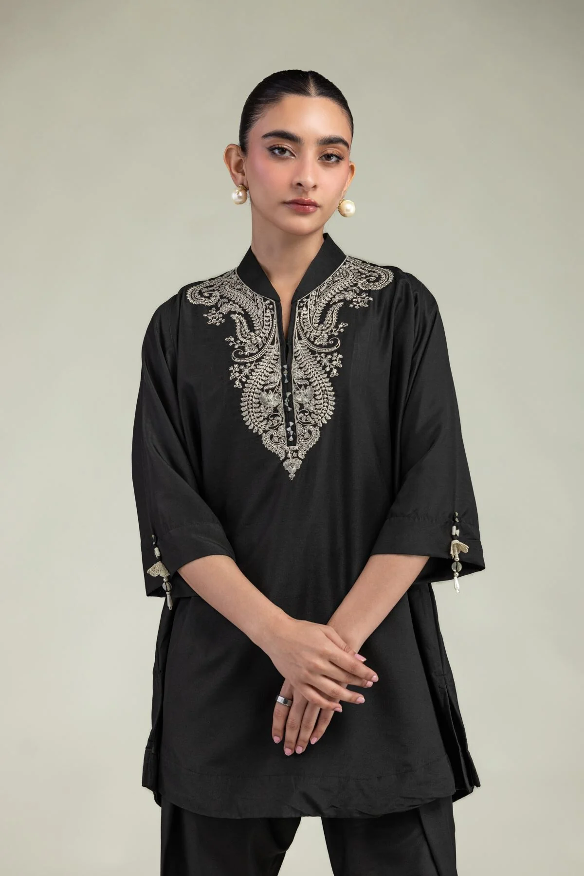 Khaadi 8-26-210-A-A1-VG_MULTI Monochrome Edit 2026