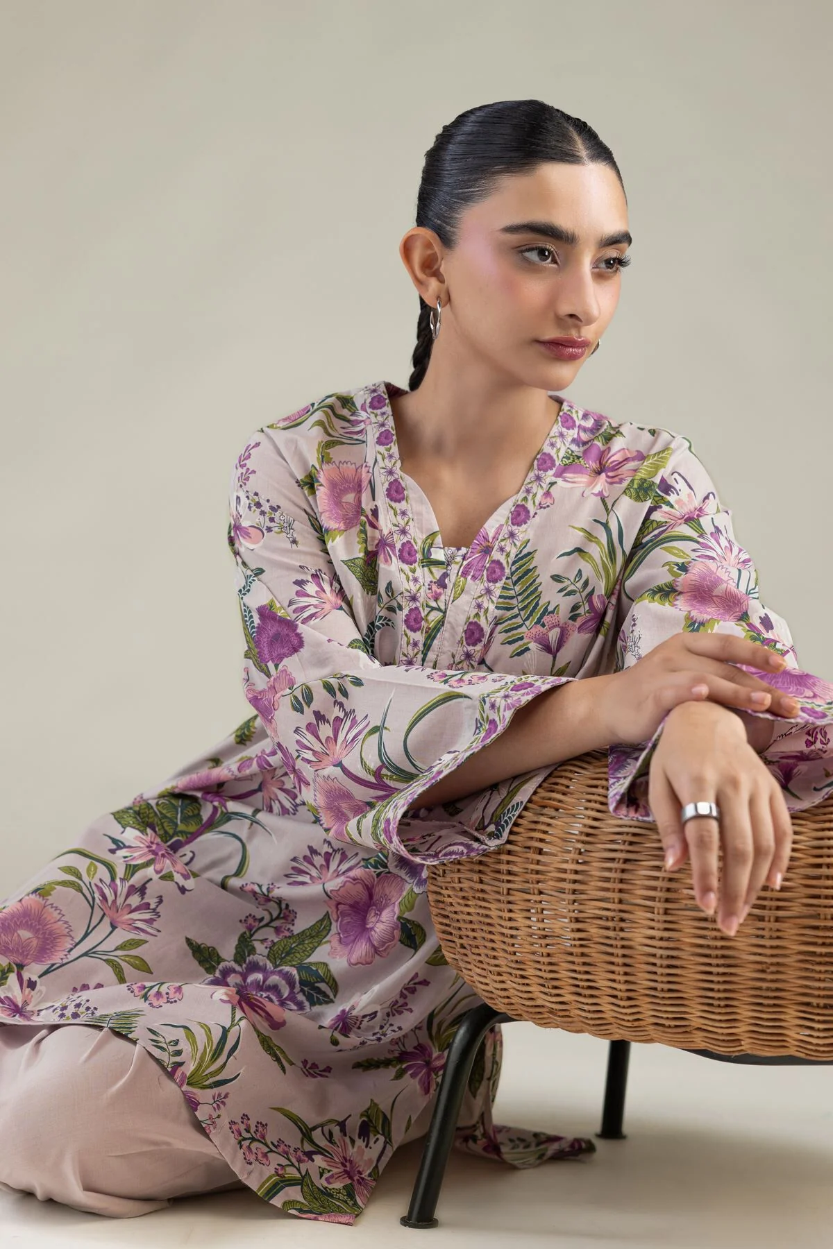 Khaadi DW2529801E Dear Wallet 2026 - Image 2