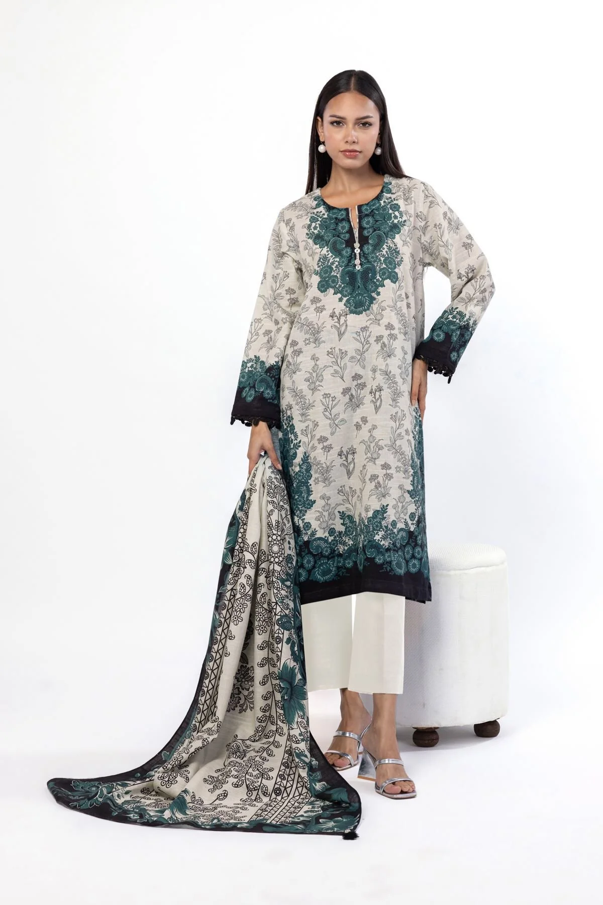 Khaadi Winter KN25B Winter Collection 2025