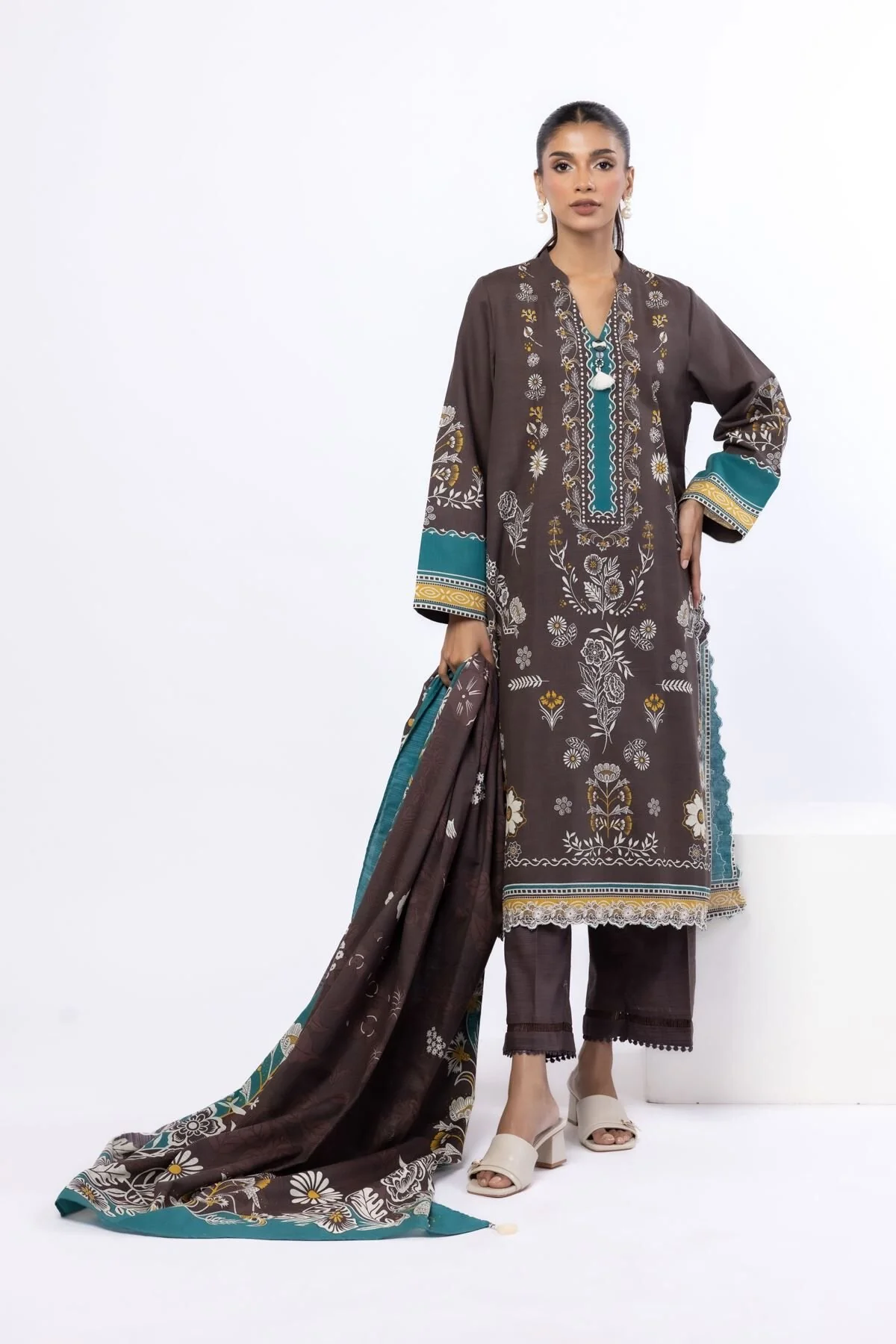 Khaadi Winter KW66A Winter Collection 2025