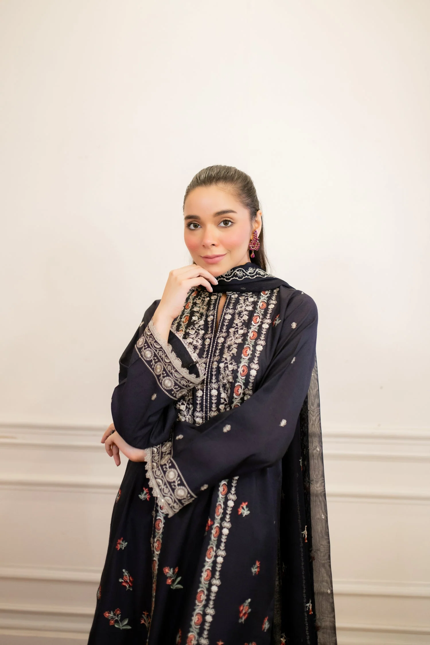 Lakhany LG-IZ-0267-W-EMB-3P Serene Elegance 2025 - Image 2