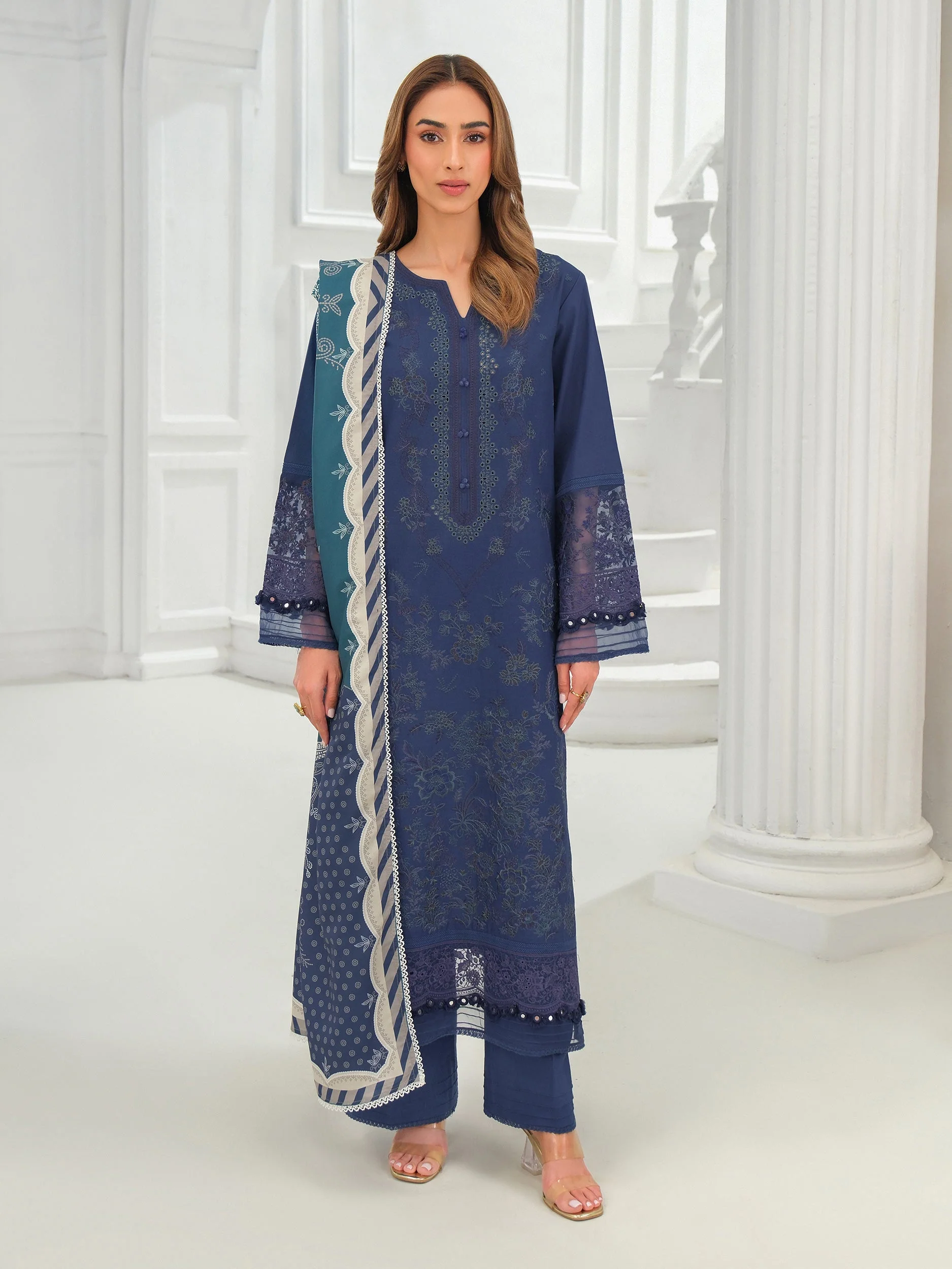 Limelight U4048SU-3PC-143 Winter Embroiderd Collection 2025