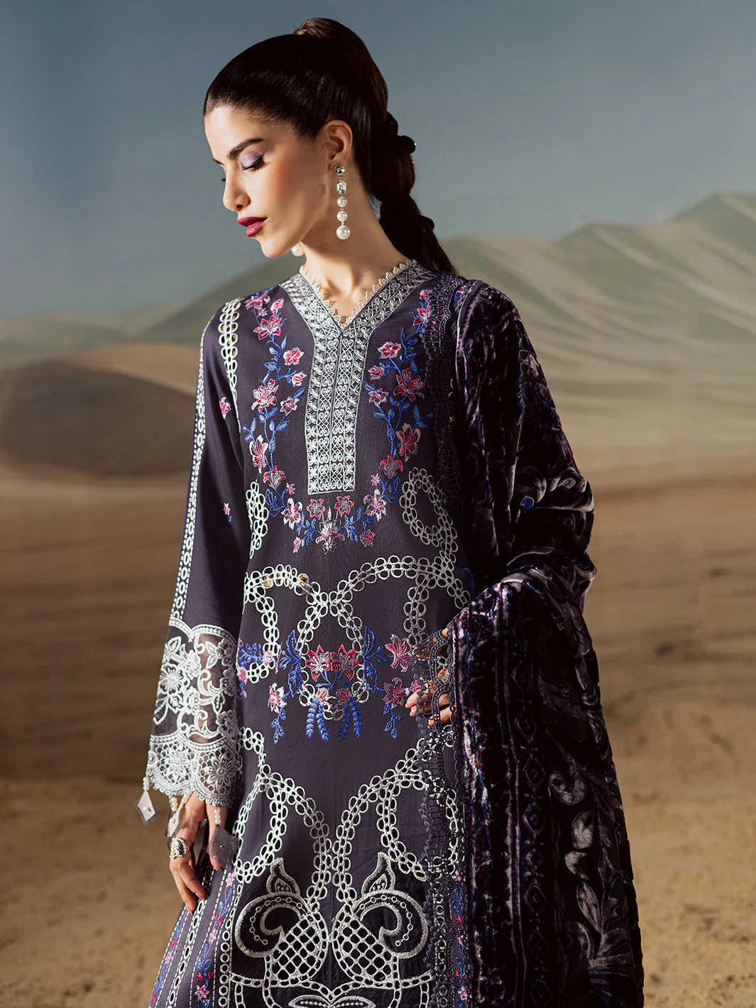 Mahnur CK-005 | 3 PC Kotrai Winter Collection 2025 - Image 2