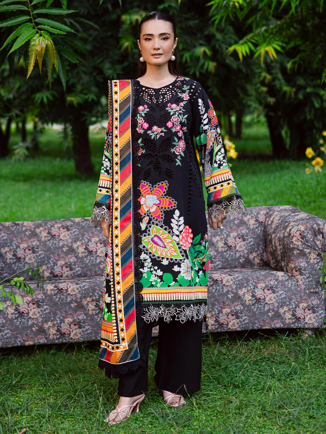 Mahnur GR-06 | 3 PC Khaddar Winter Collection 2025