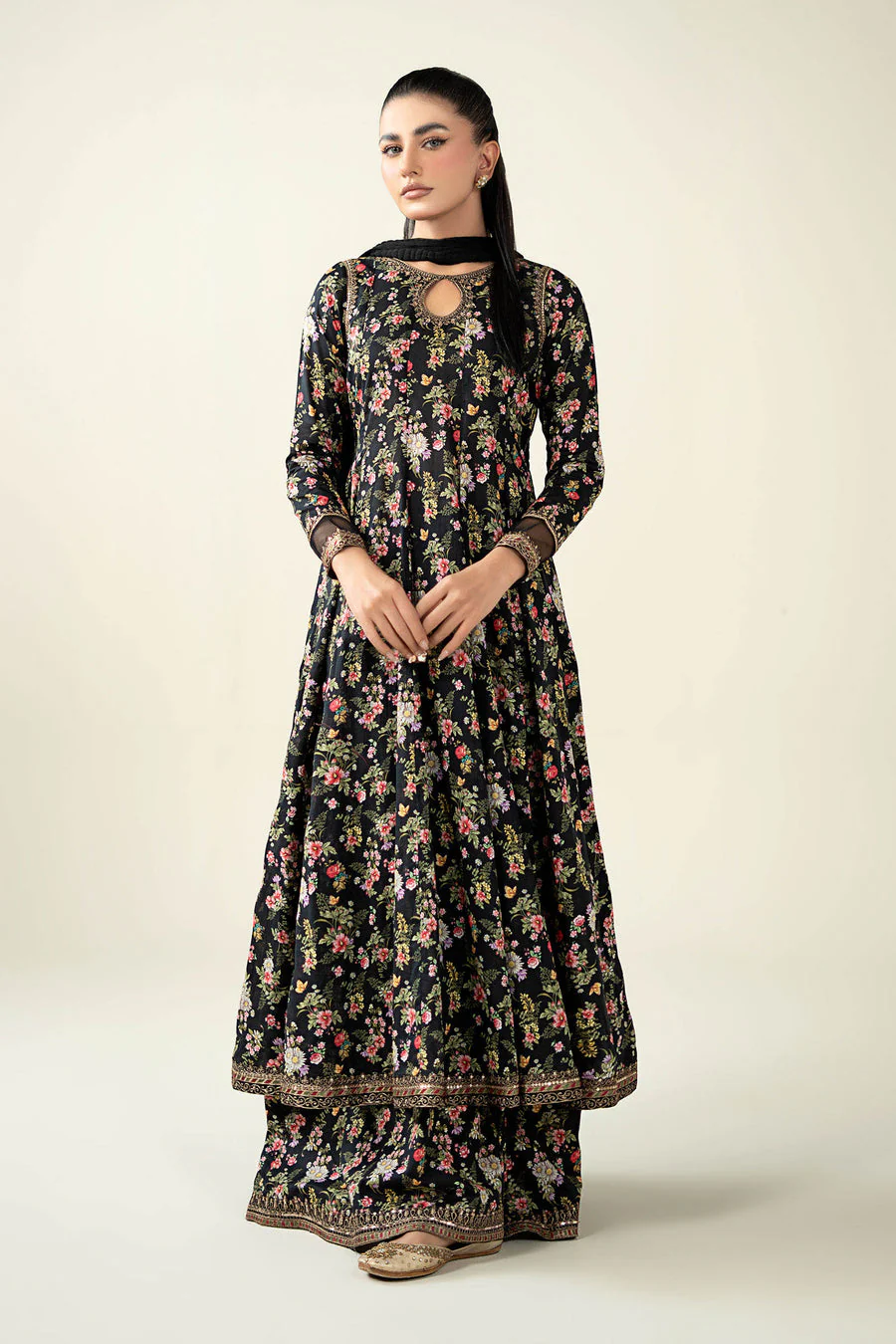 Maria B DW2481R-ESM-BPT Winter Luxury Pret 2025