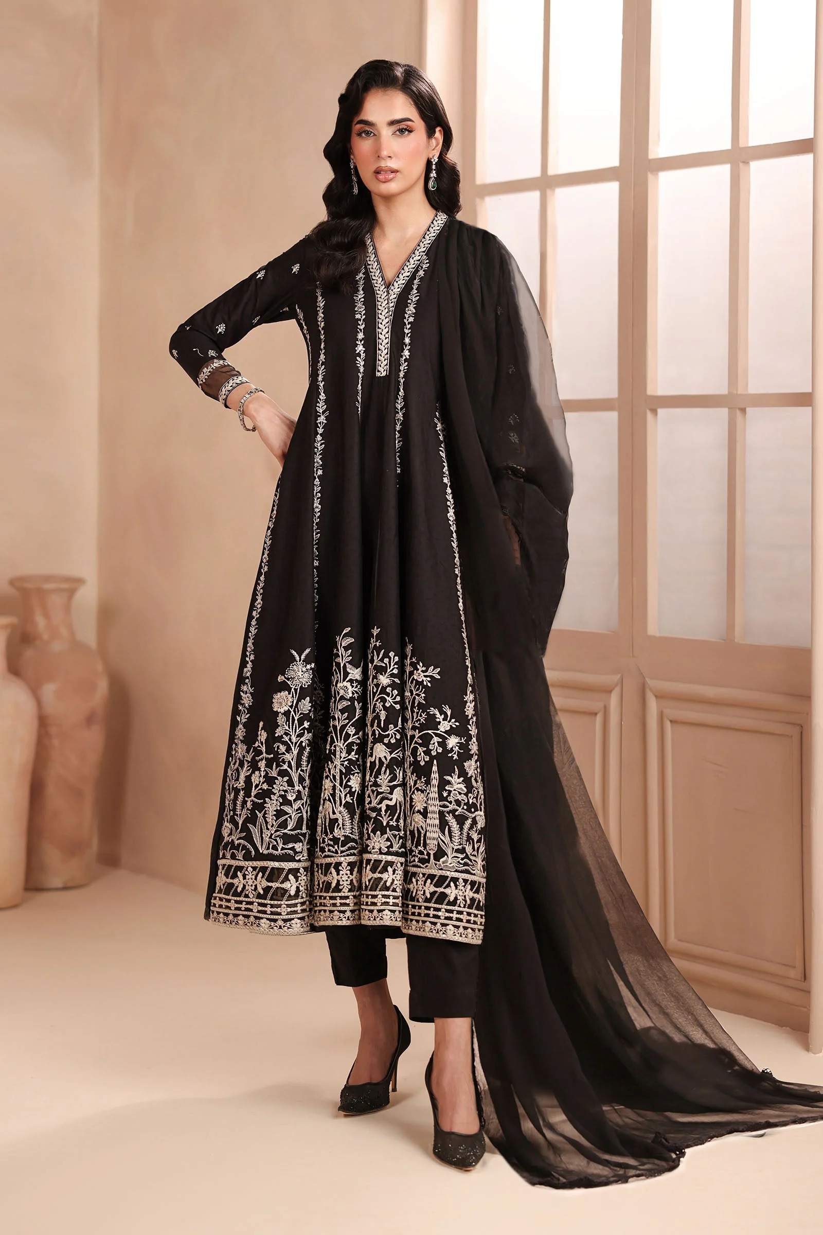 Maria B DWMn 2509 Monochrome Collection 2026
