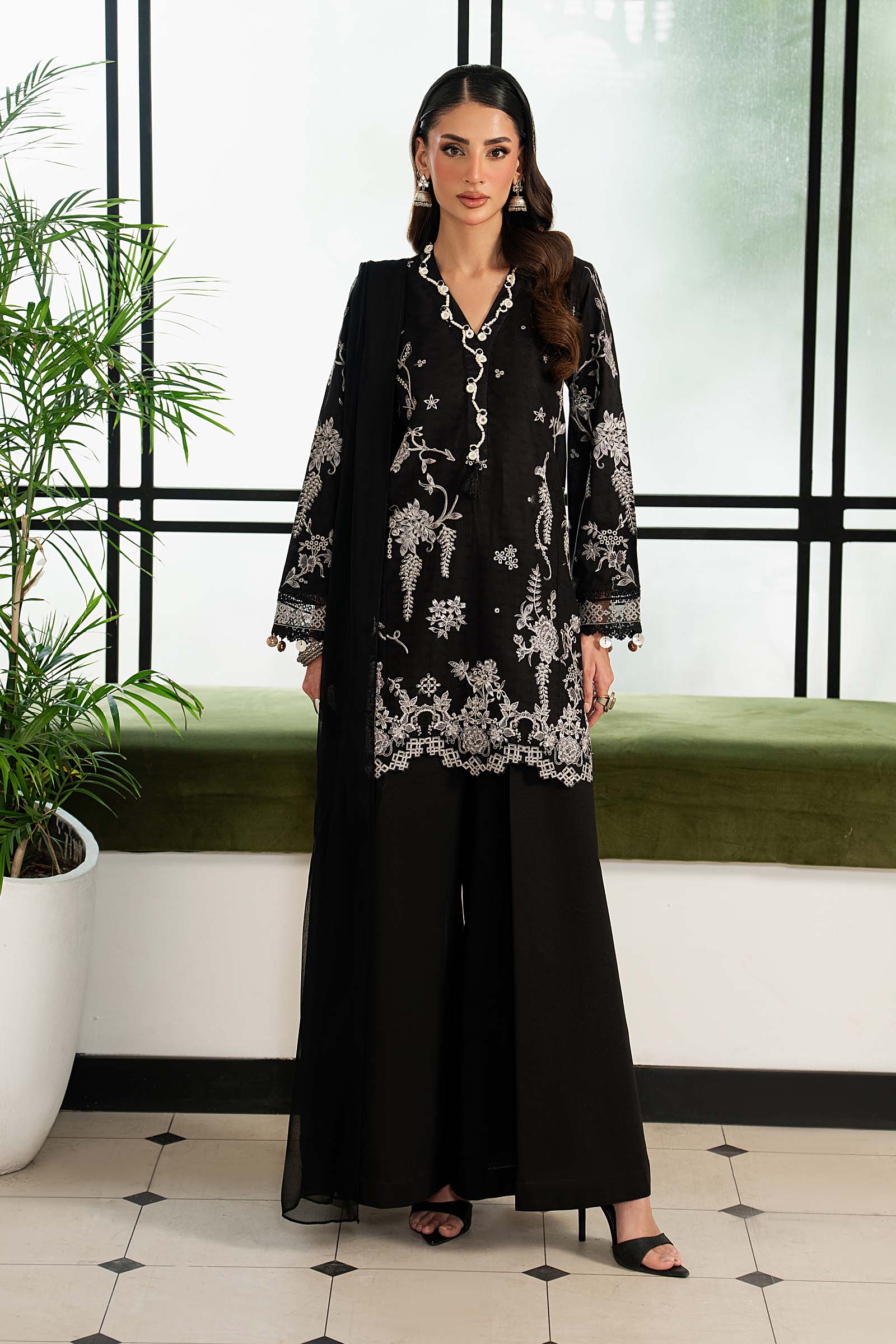 Maria B DWMN 2608 Monochrome Collection 2026
