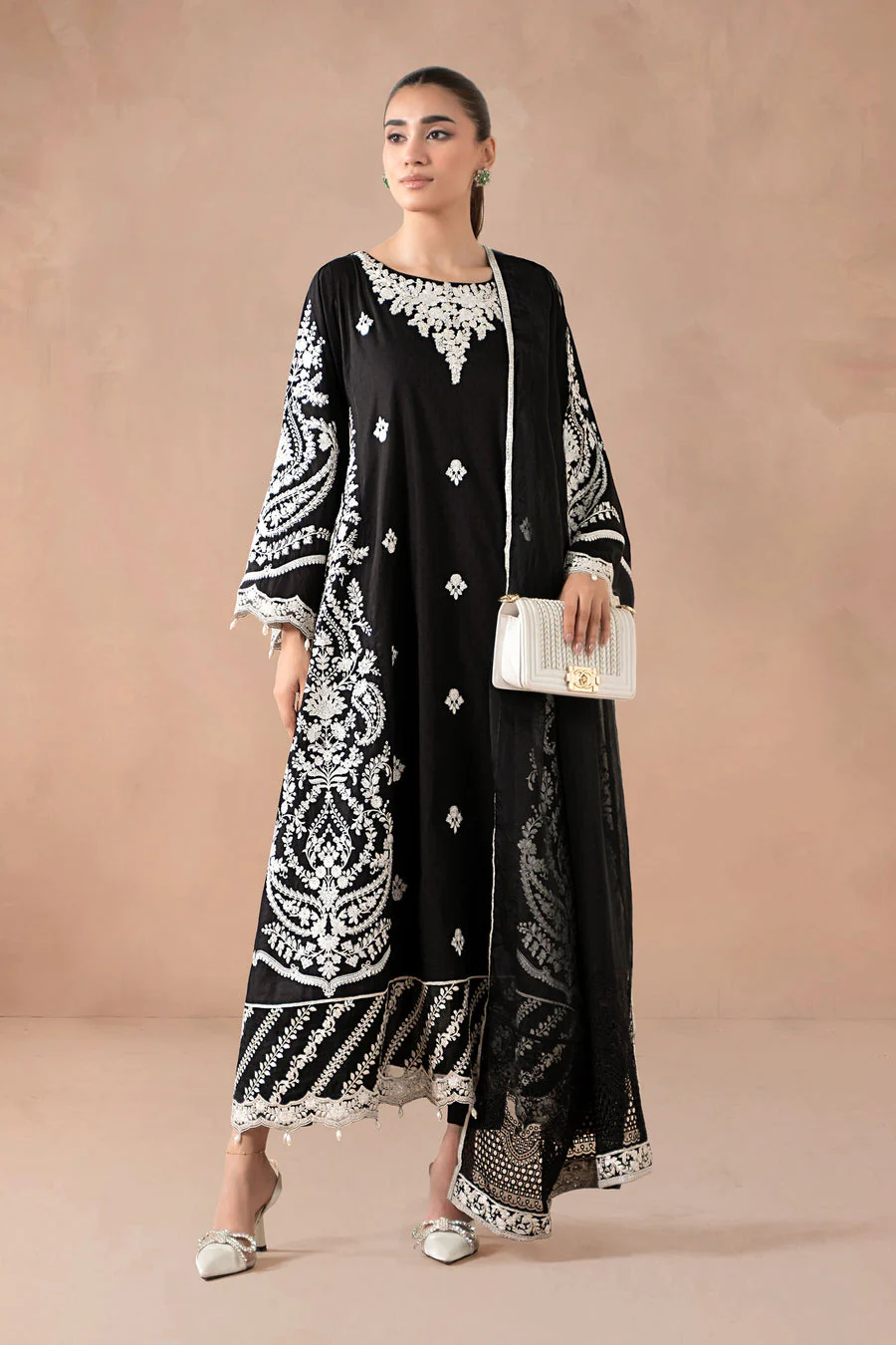 Maria B DWMN4R1-ESM-BLK Monochrome Cllection 2025