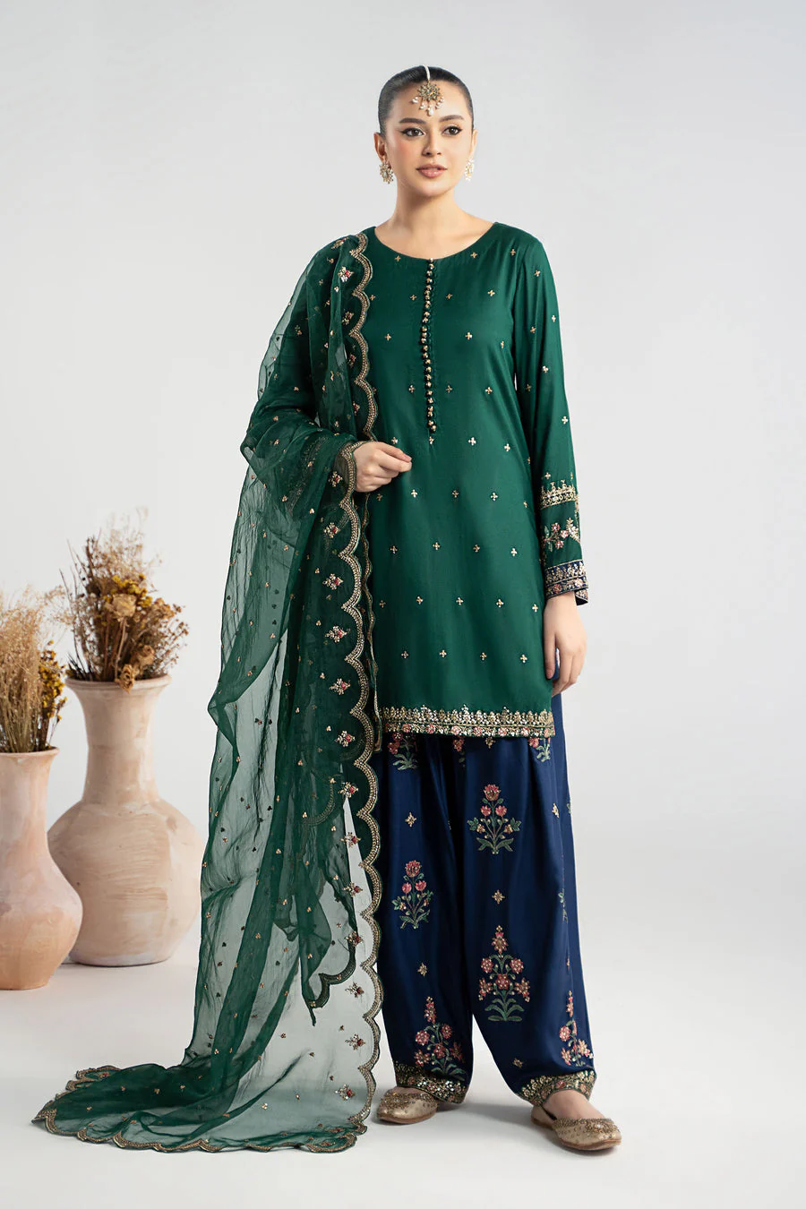 Maria B DWW2527-ESM-GRN Winter Luxury Pret 2025