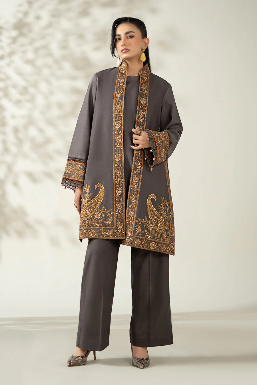 Maria B DWW2549-ESM-GRY Winter Luxury Pret 2025