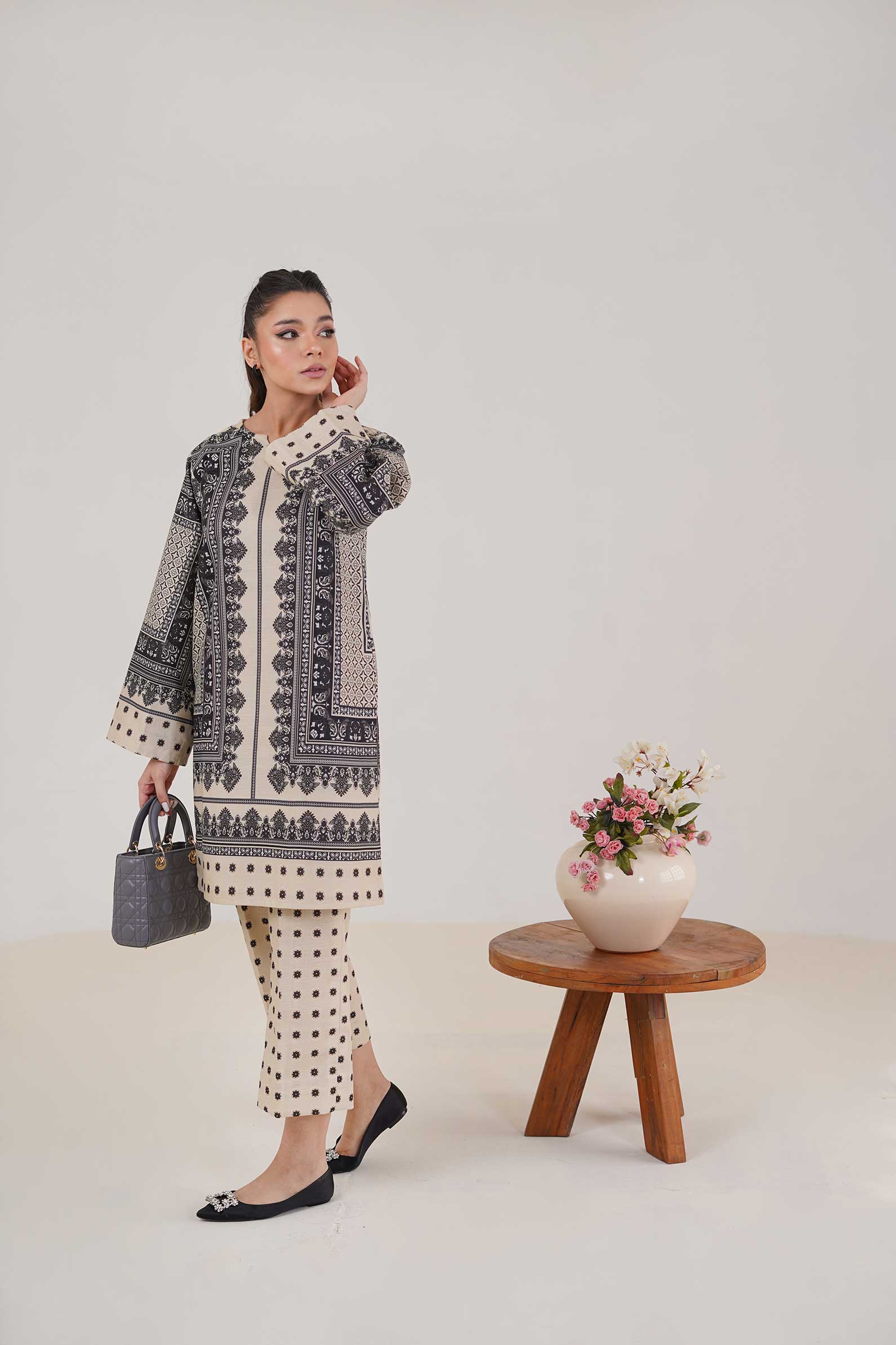 Maryam Hussain Monochrome Khaddar Co Ord Set 2025 - Image 2