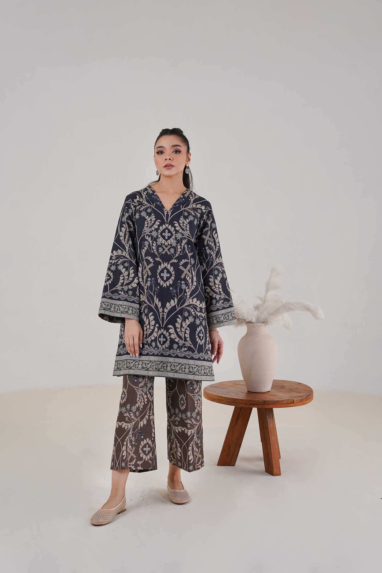 Maryam Hussain Salt Khaddar Co Ord Set 2025 - Image 2