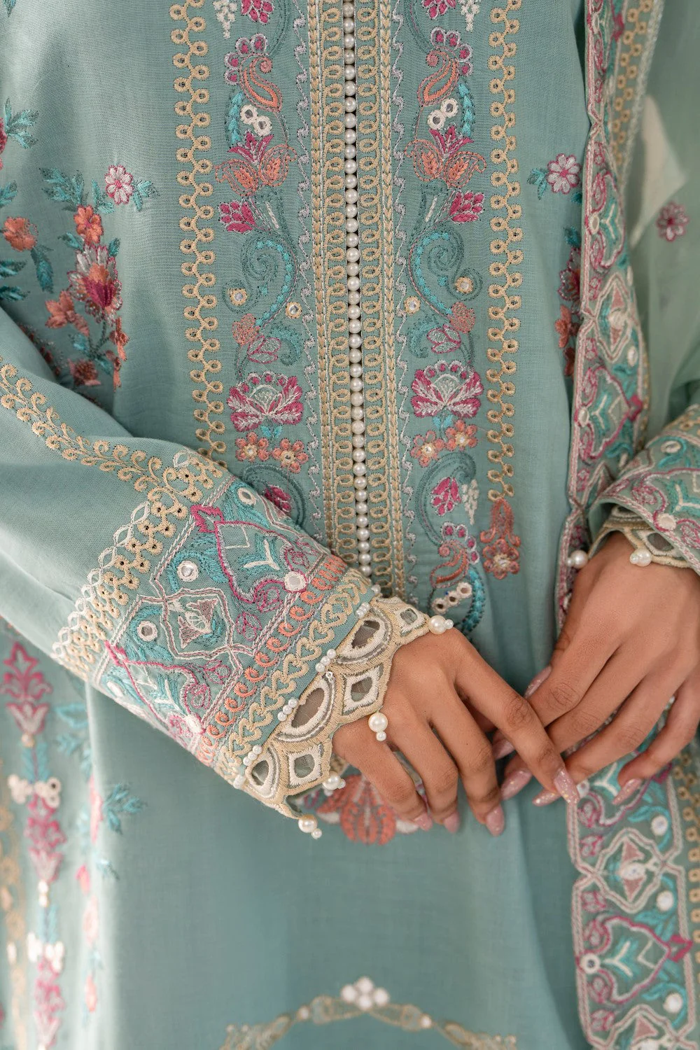 Maryum N Maria Amani - MS50110 Luxury Lawn 2025 - Image 2